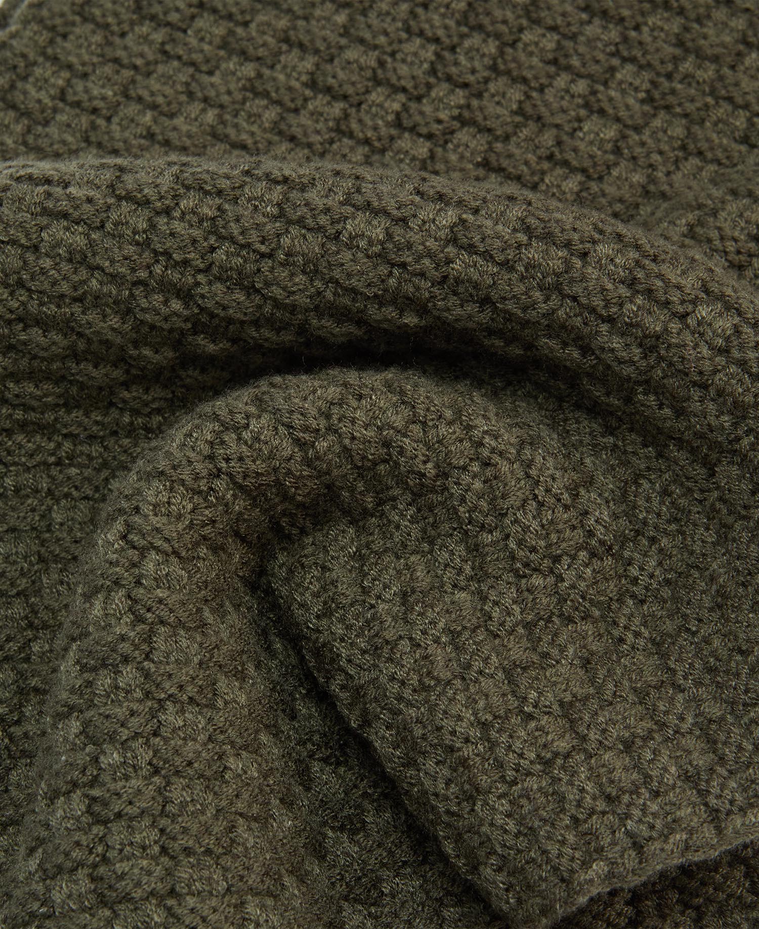 Ramside Beanie and Scarf Gift Set image number 8