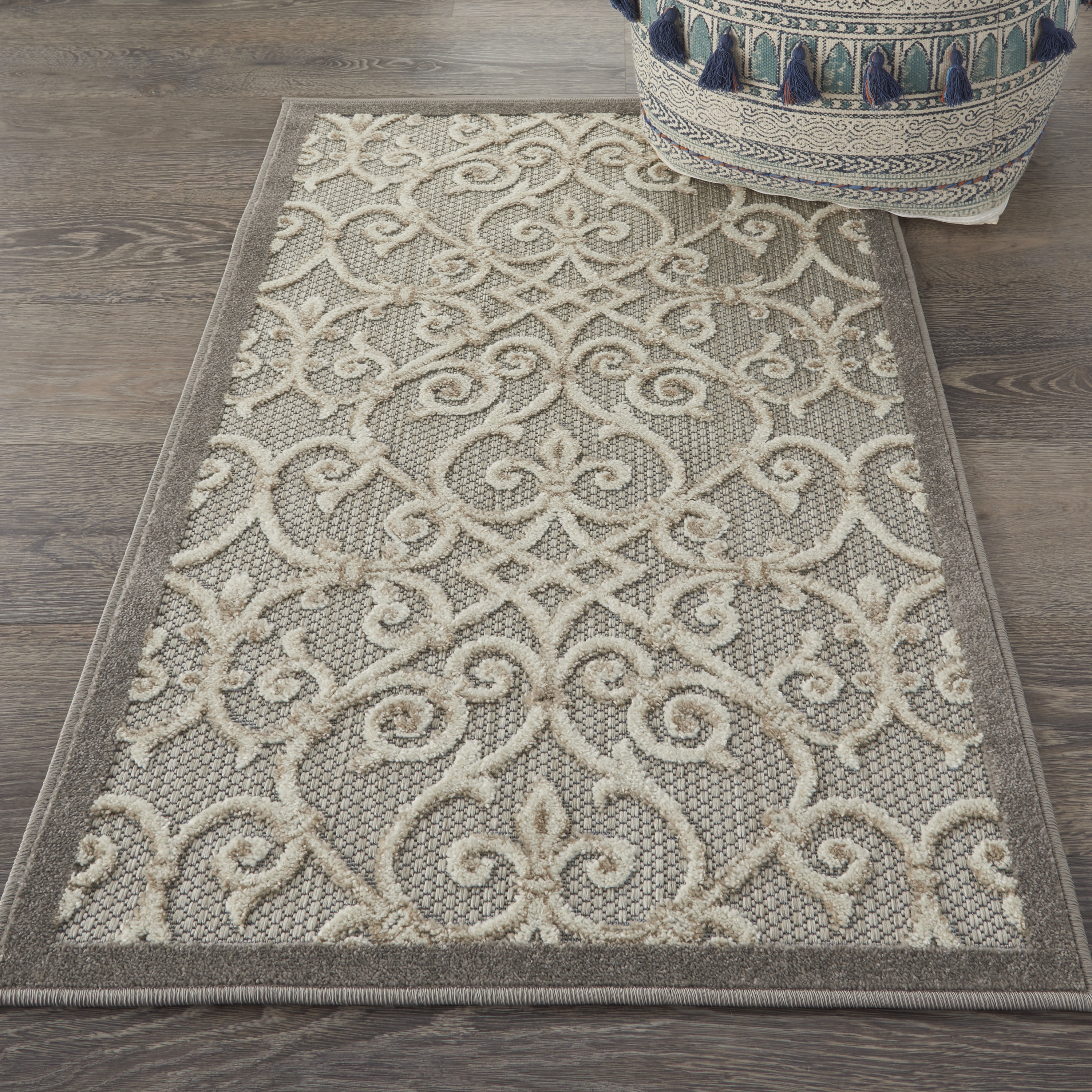 Nourison Aloha 2'8" x 4' Natural Contemporary Rug