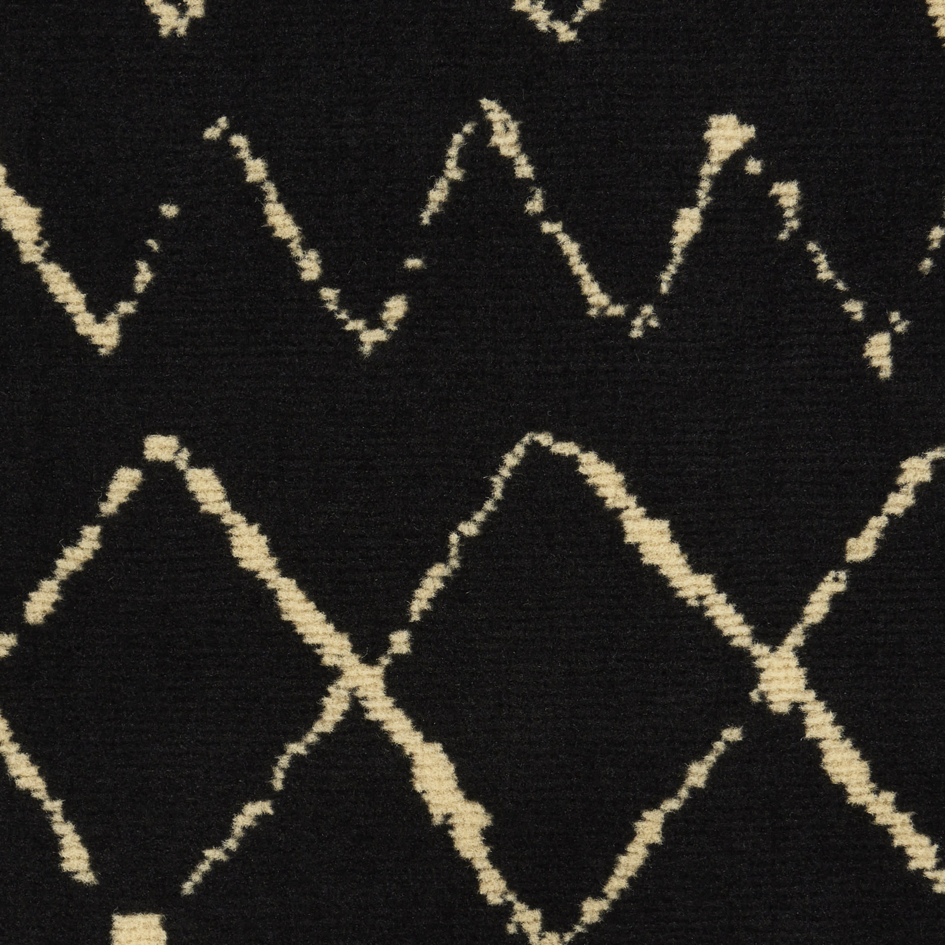 Nourison Grafix 2' x 4' Black Bohemian Indoor Rug