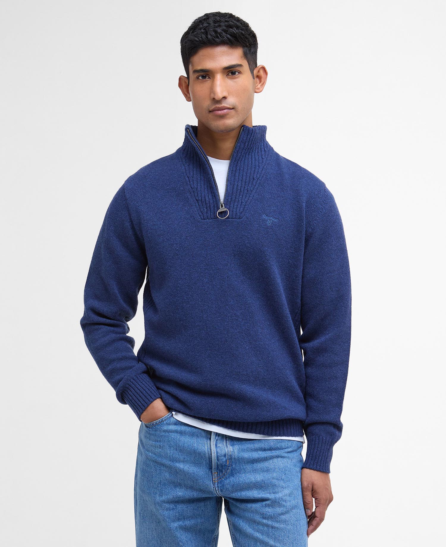 Maglione con mezza zip in lana d'agnello Essential image number 0