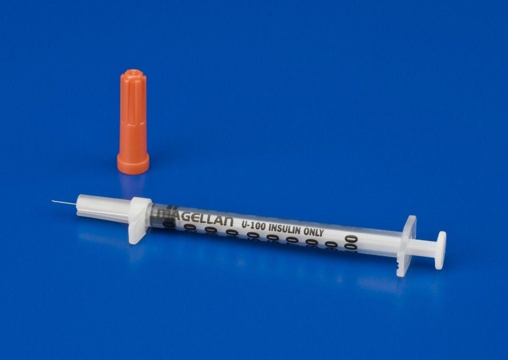 Magellan™ 1 mL Safety Tuberculin Syringe w/ Needle, 27 Gauge, 1/2" Needle Length