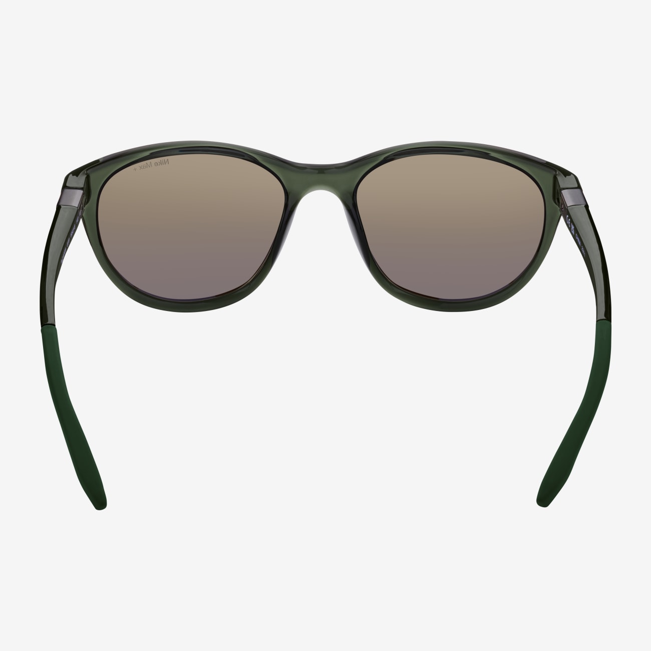 Nike City Hero Mirrored Lifestyle Image