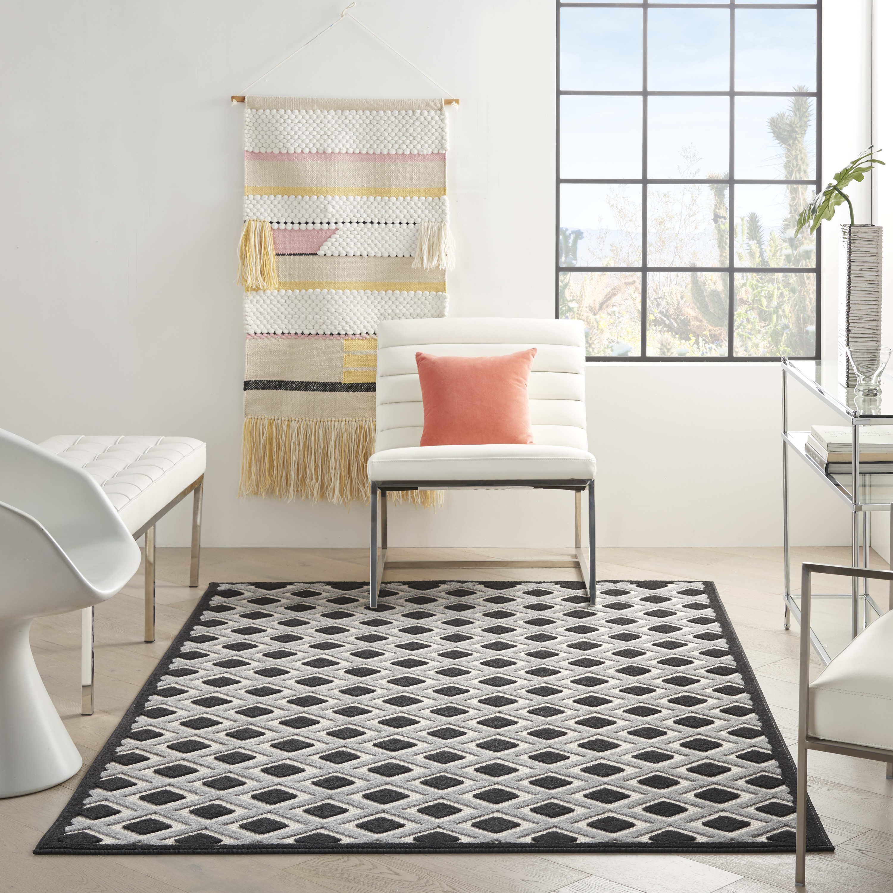 Nourison Aloha 6' x 9' Black White Modern Rug