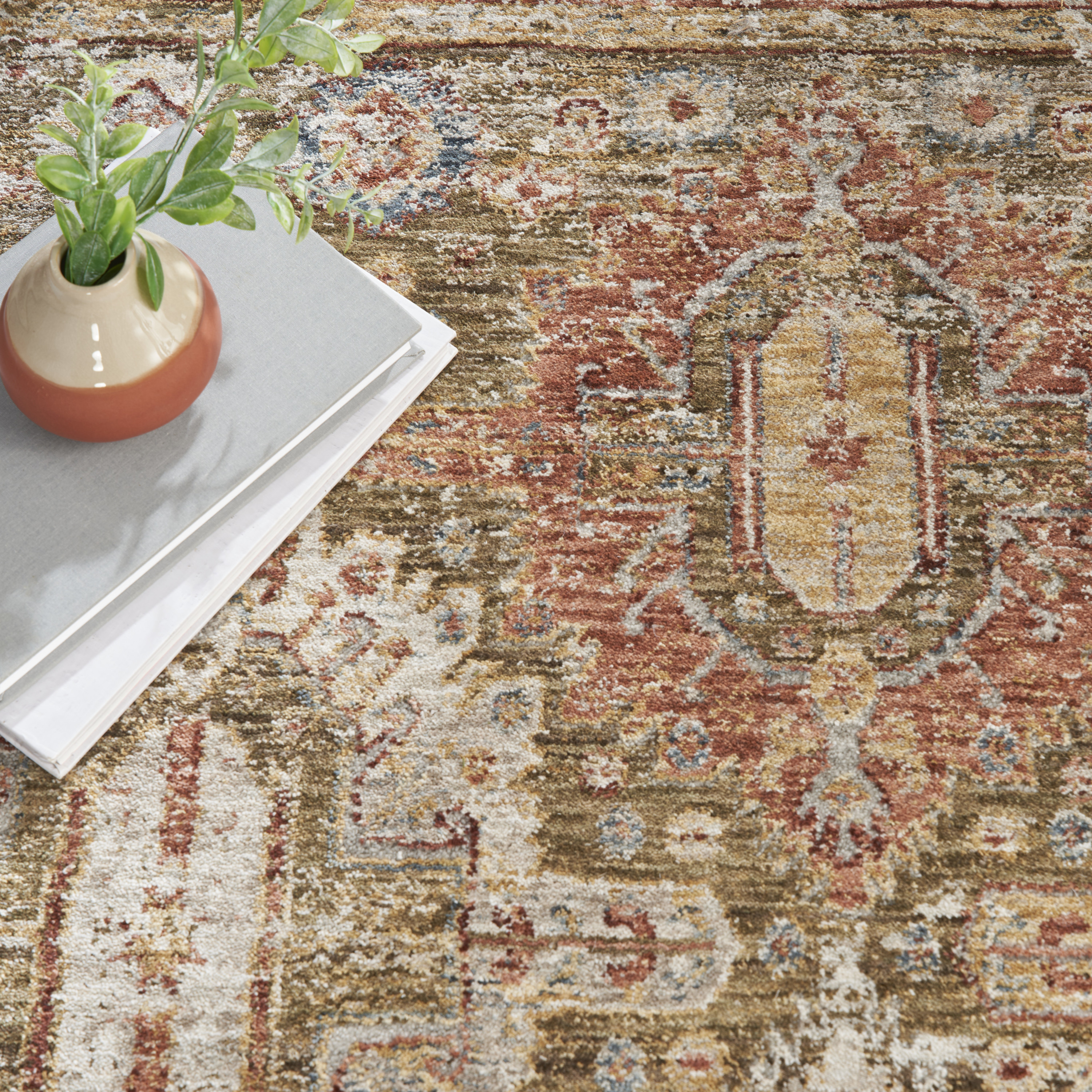 Nourison Sahar 5'3" x 7'8" Green Vintage Indoor Rug