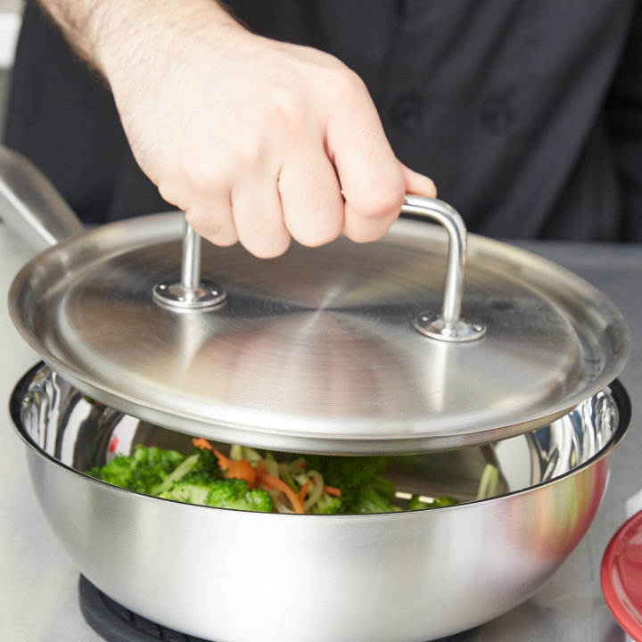 9 2/5-inch Intrigue® stainless steel cover