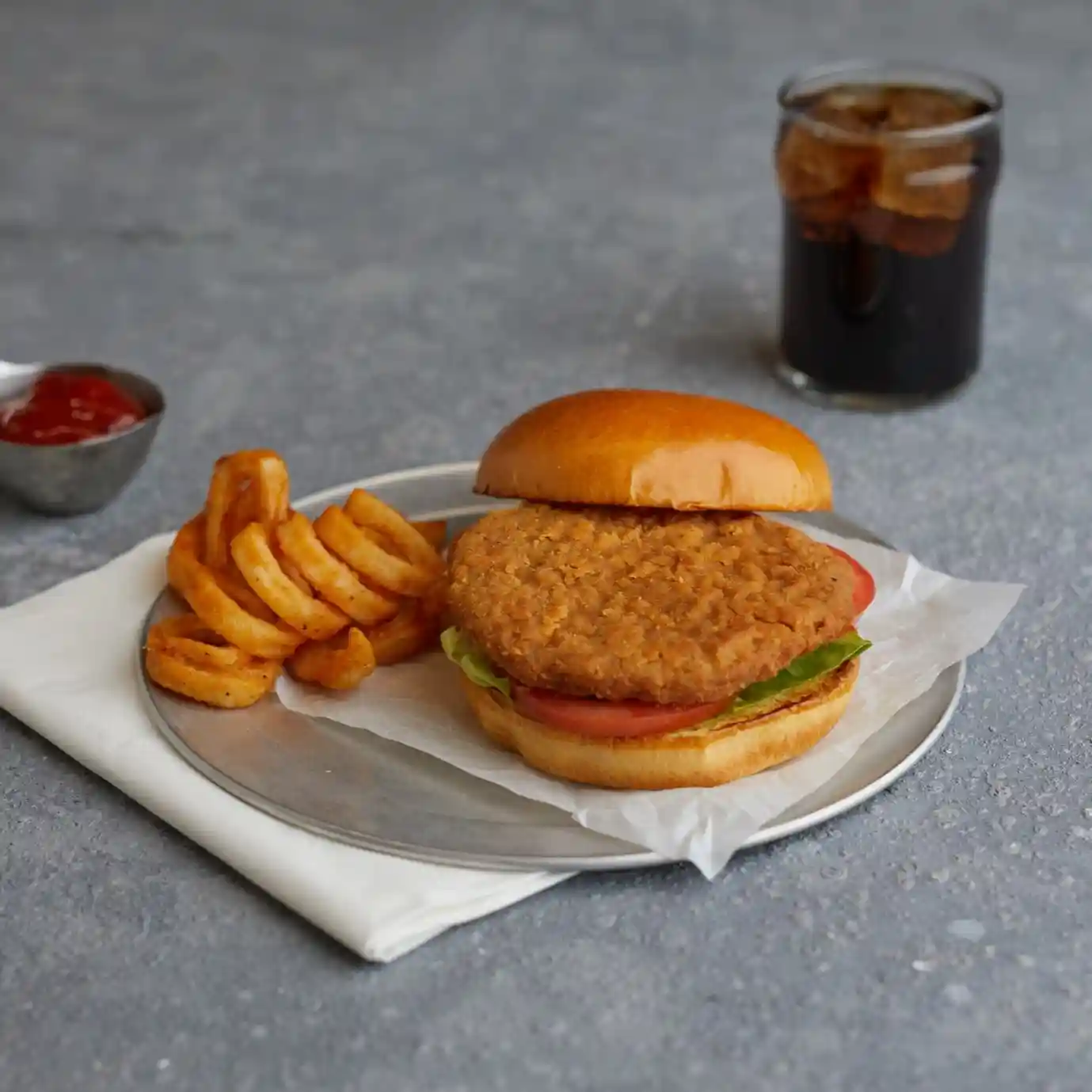 AdvancePierre™ Red Label Fully Cooked Breaded Veal and Beef Patties https://images.salsify.com/image/upload/s--4oyFicWR--/q_25/h75umtrrxflkph4njaaj.webp
