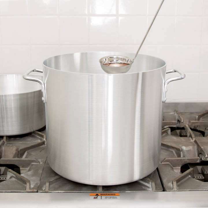 20-quart Arkadia™ aluminum stockpot in natural finish