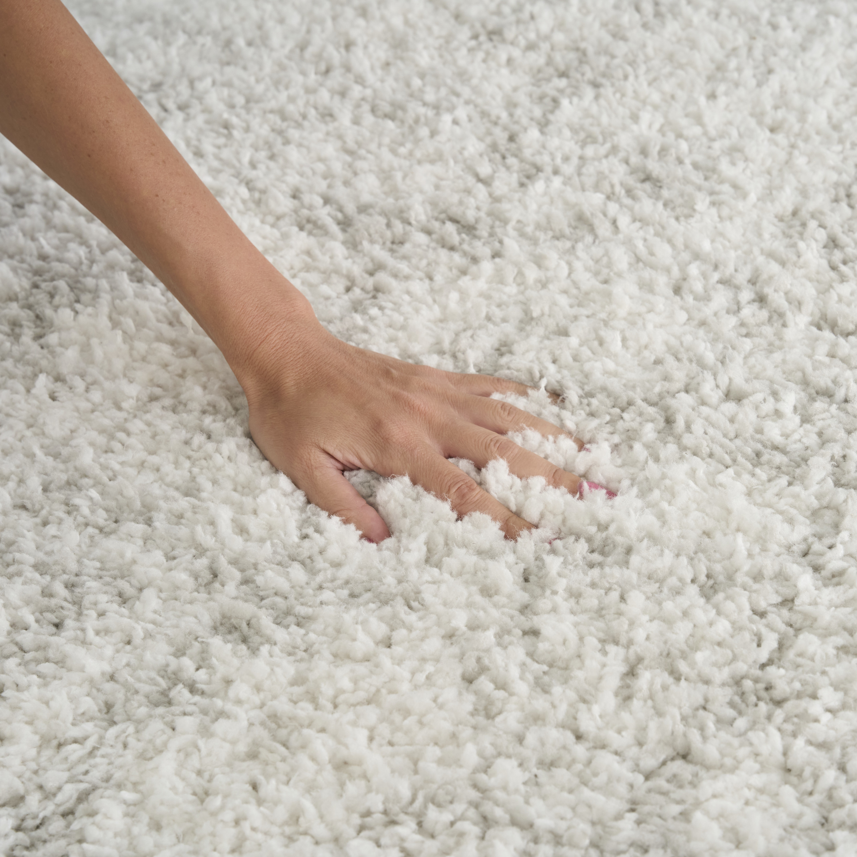 Nourison Modern Shag 7'10" x 9'10" Ivory Grey Modern Indoor Rug