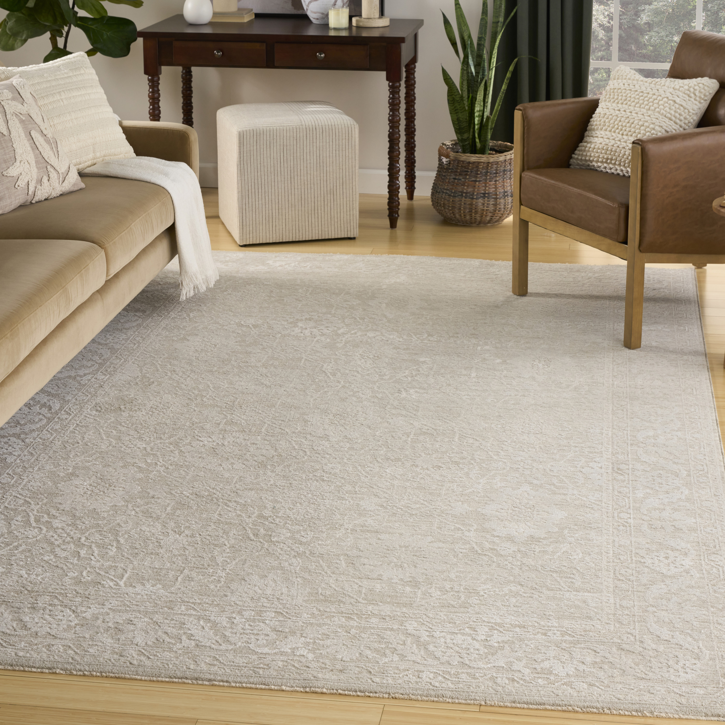 Nourison Envy 5'3" x 7'10" Cream Vintage Indoor Rug