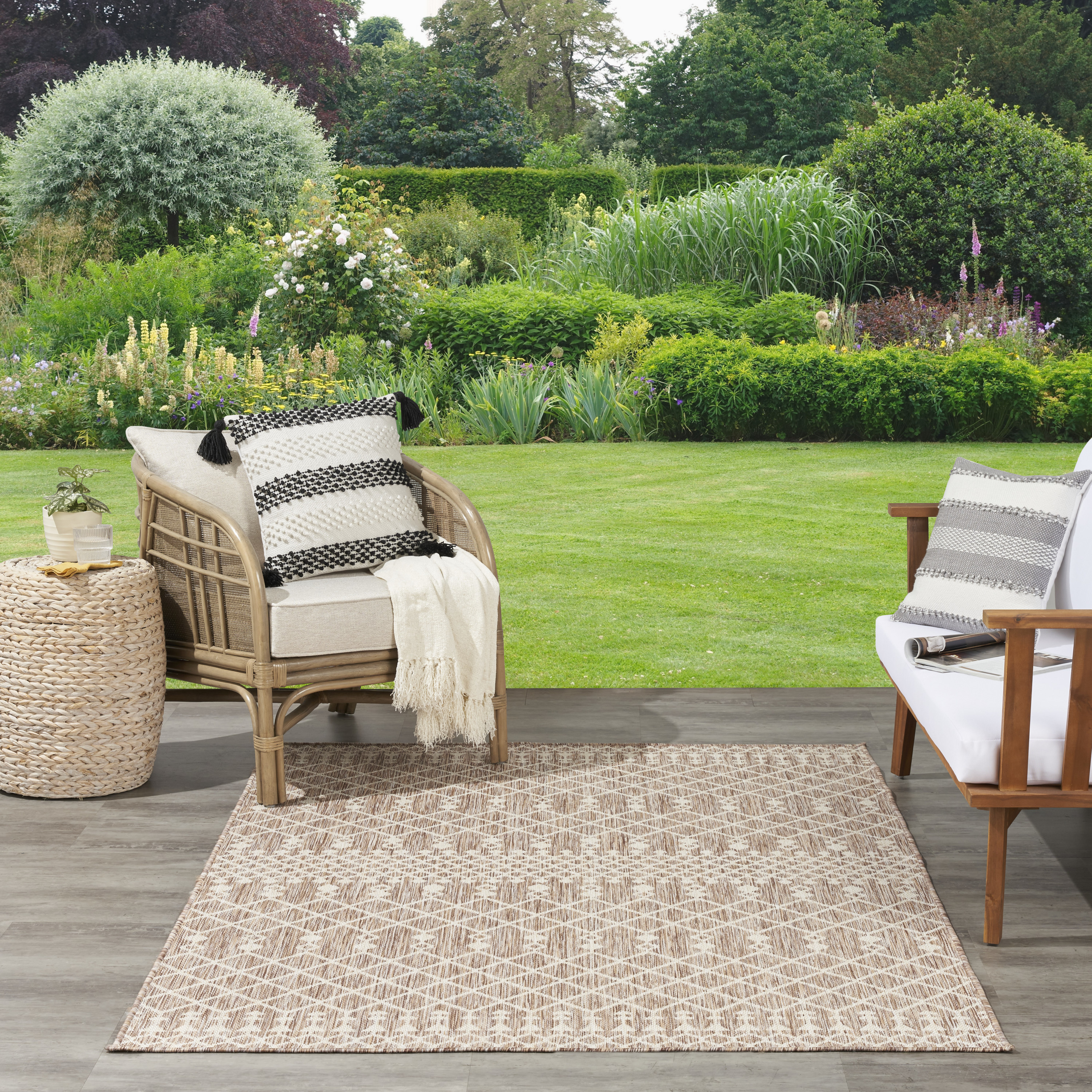 Nourison Positano 8' x 10' Beige Modern Rug