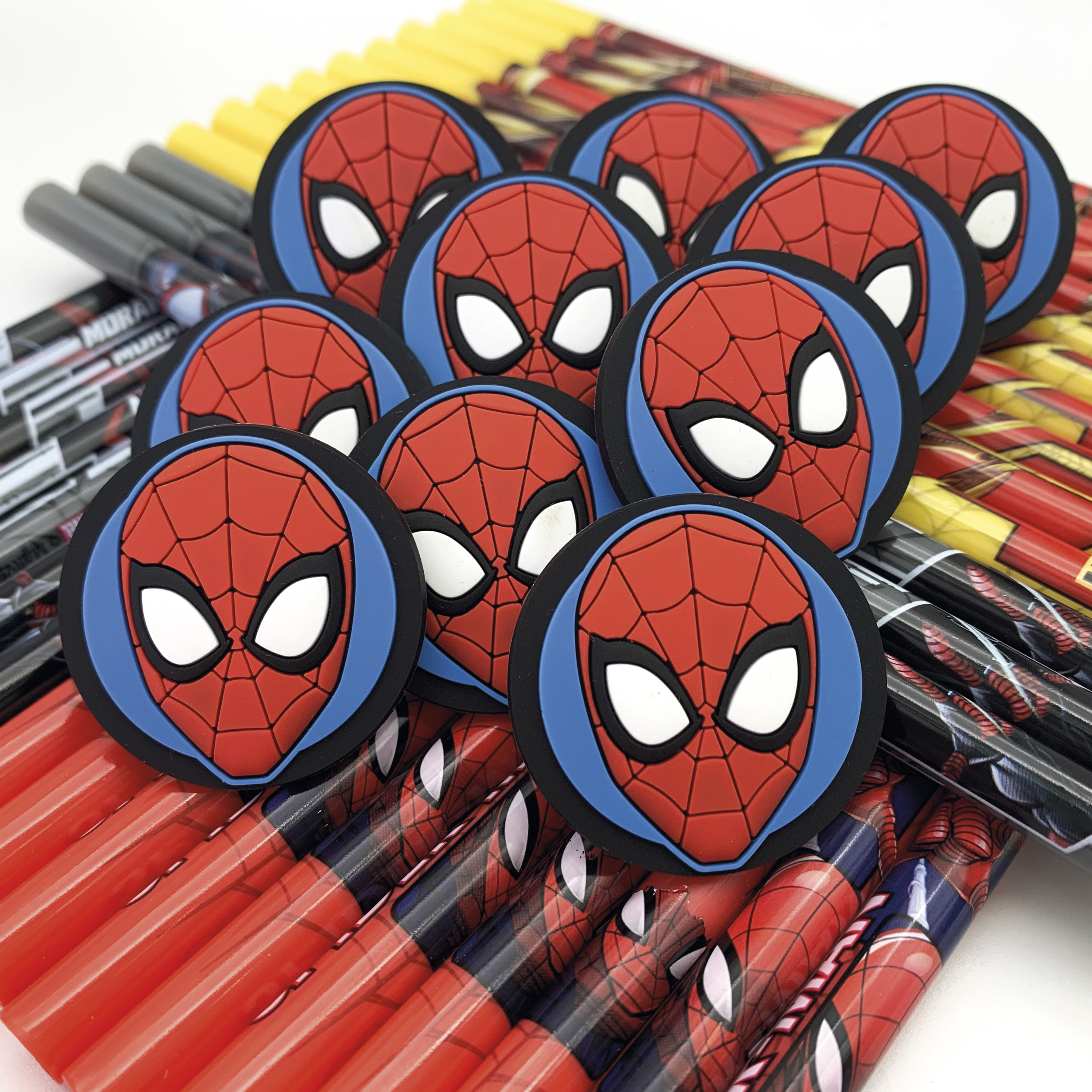 Marvel Comics Reusable Straws and Medallions, Spider-Man slideshow image 2
