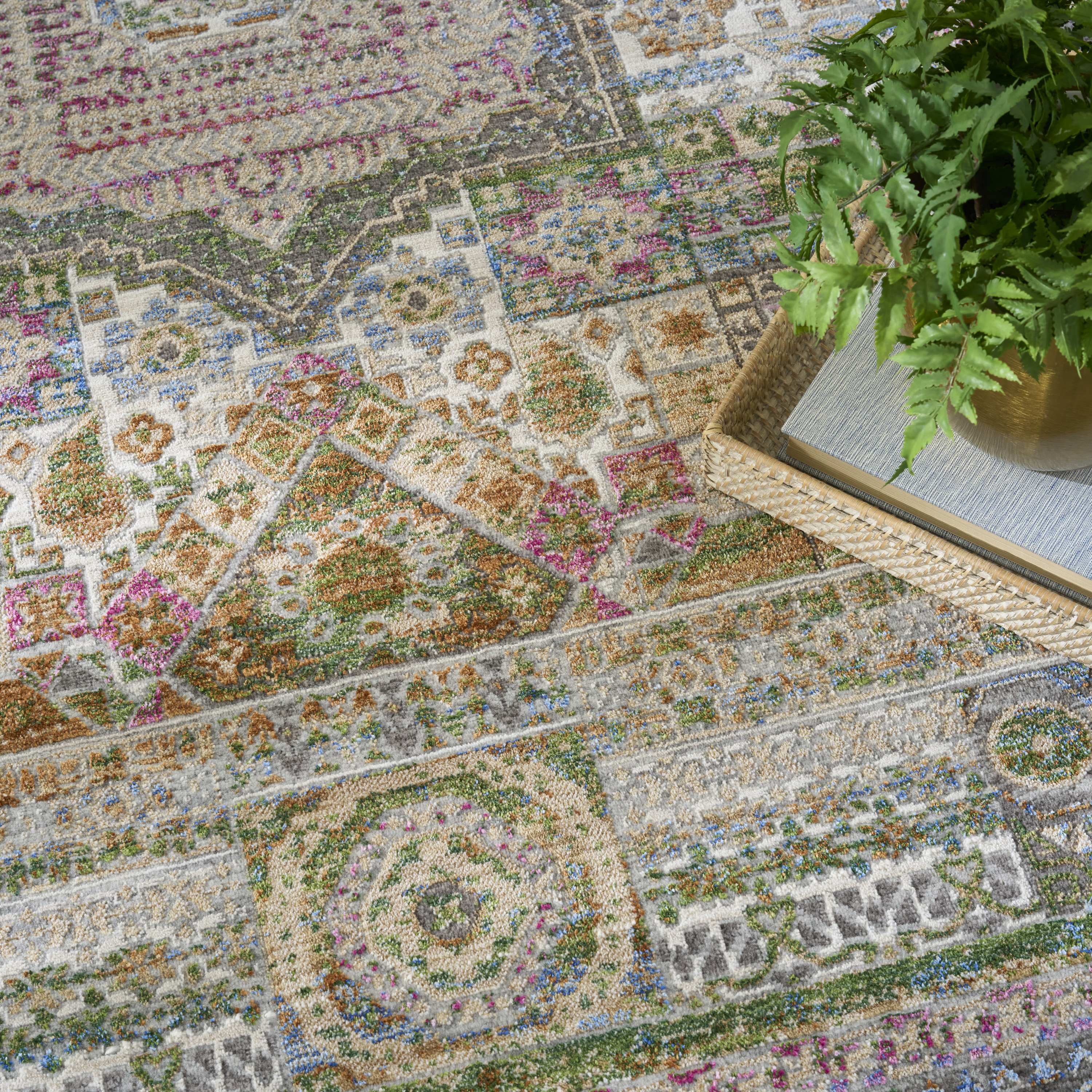 Nourison Vintage Harmony 5'3" x 7'6" Multicolor Bohemian Indoor Rug