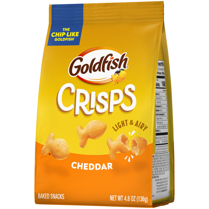 Goldfish® Cheddar Baked Snacks, 4.8 oz, bag - Right Angle Image