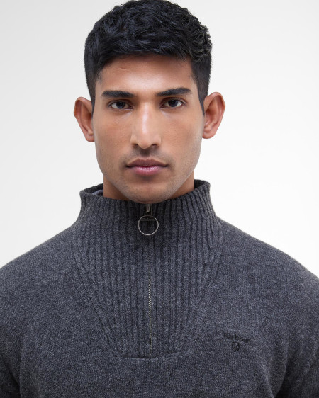 Pullover Essential Half Zip