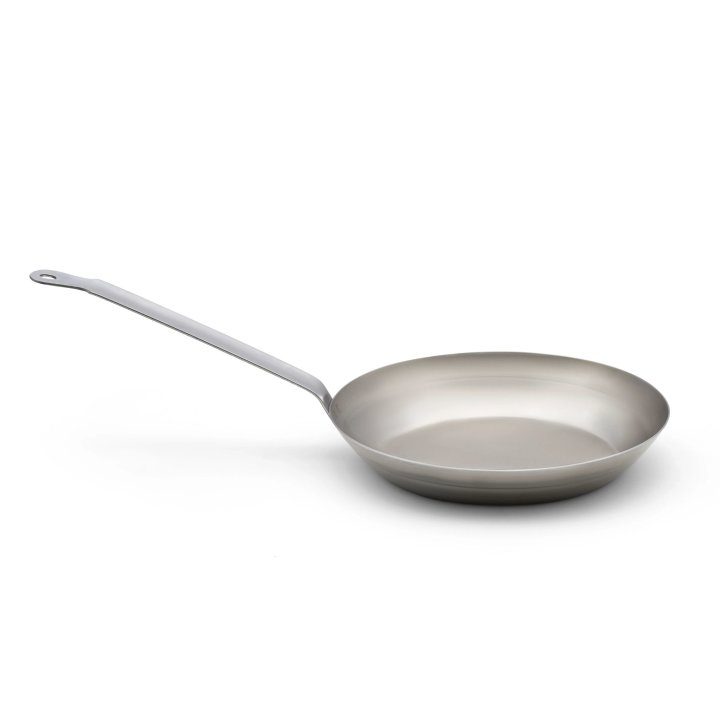 11-inch carbon steel fry pan
