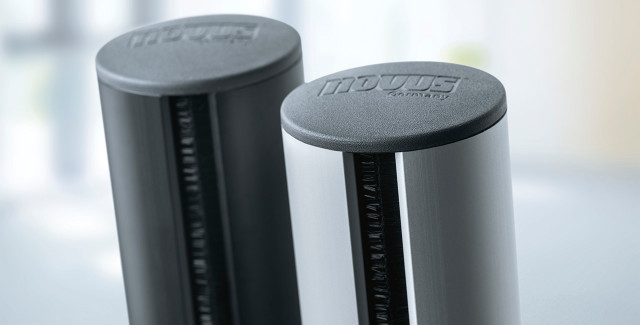 Depending on the technology to be displayed, RetailSystem columns are available in several heights that accommodate any configuration.