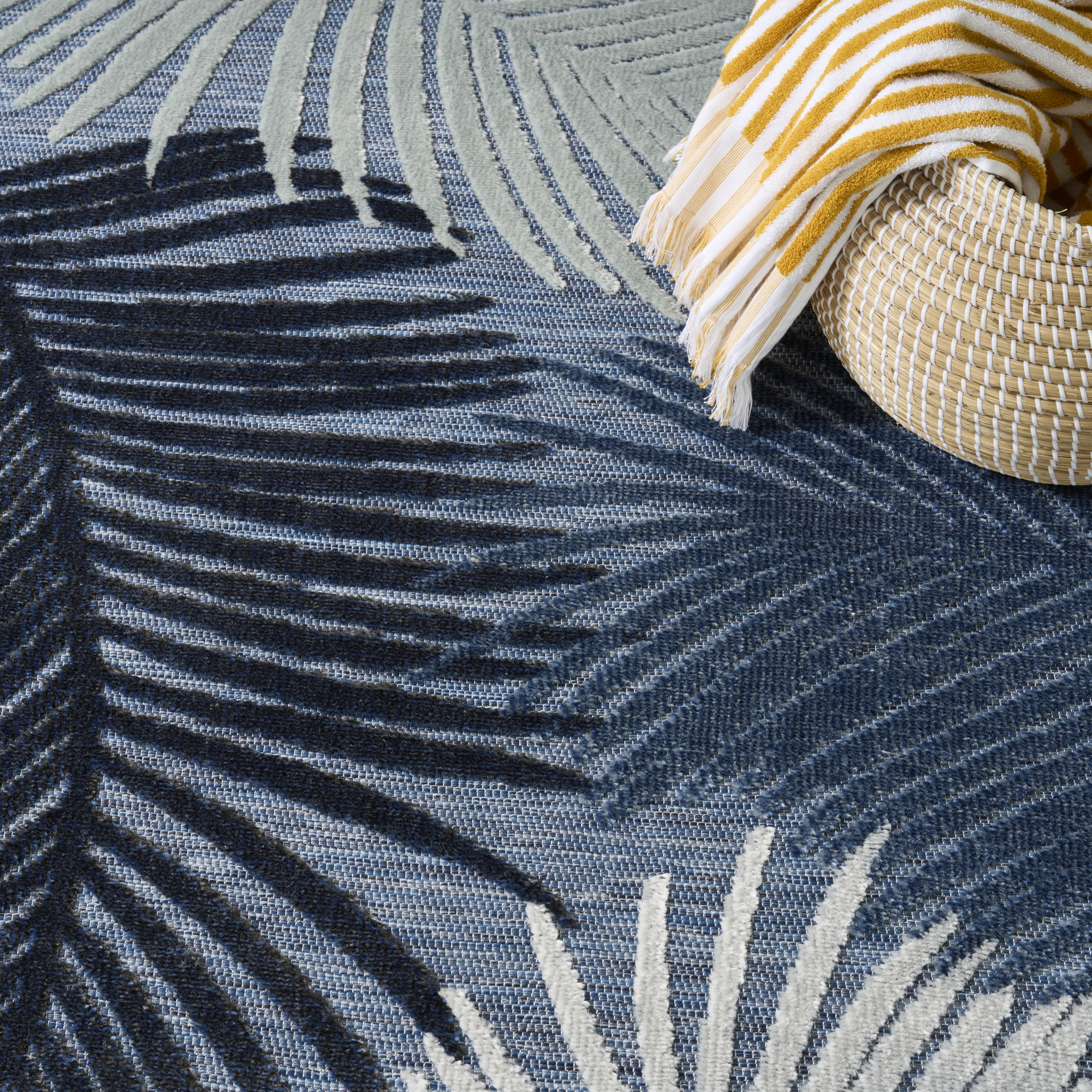 Nourison Suncoast 7'10" x 9'10" Denim Tropical Rug