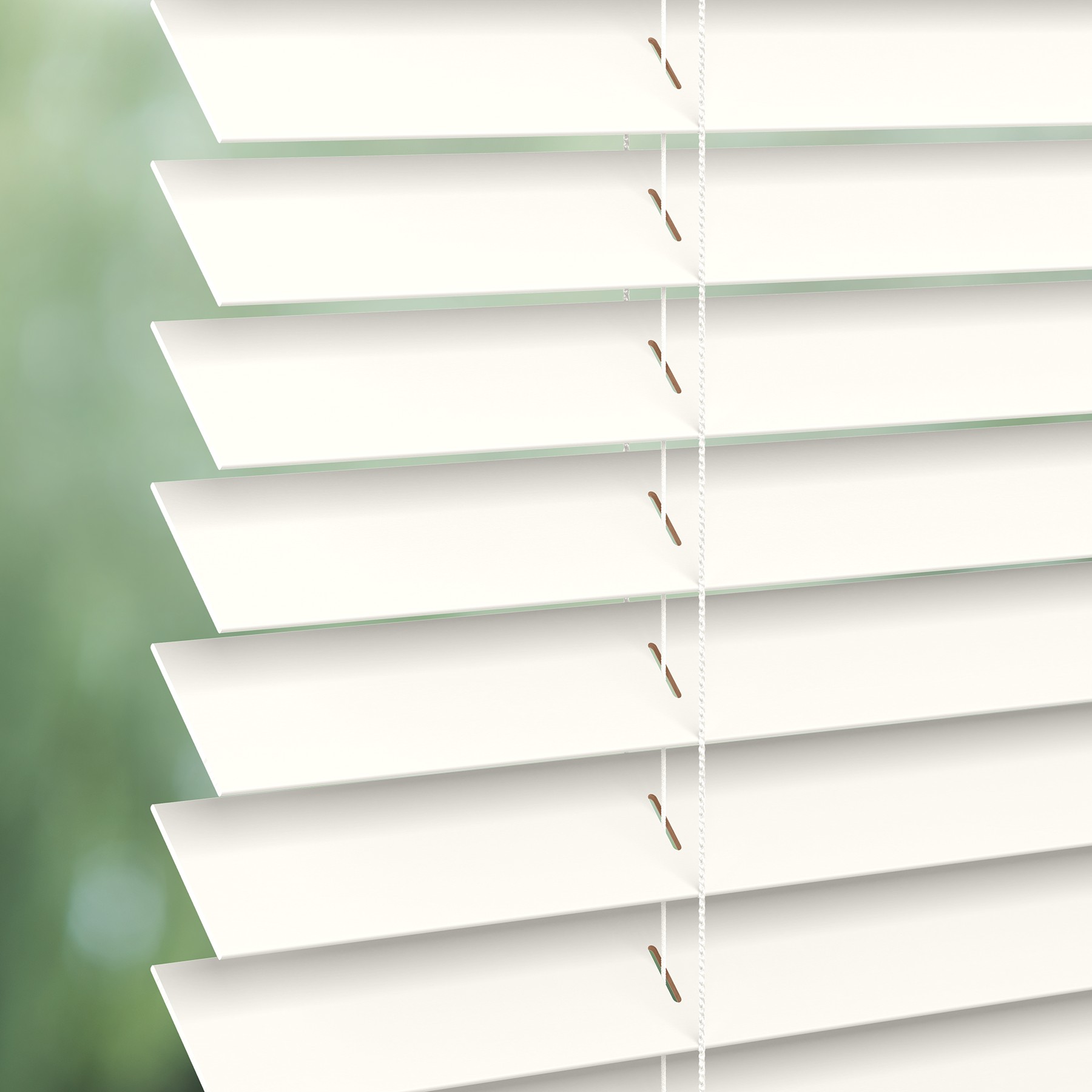 Java 8372 Wood Venetians