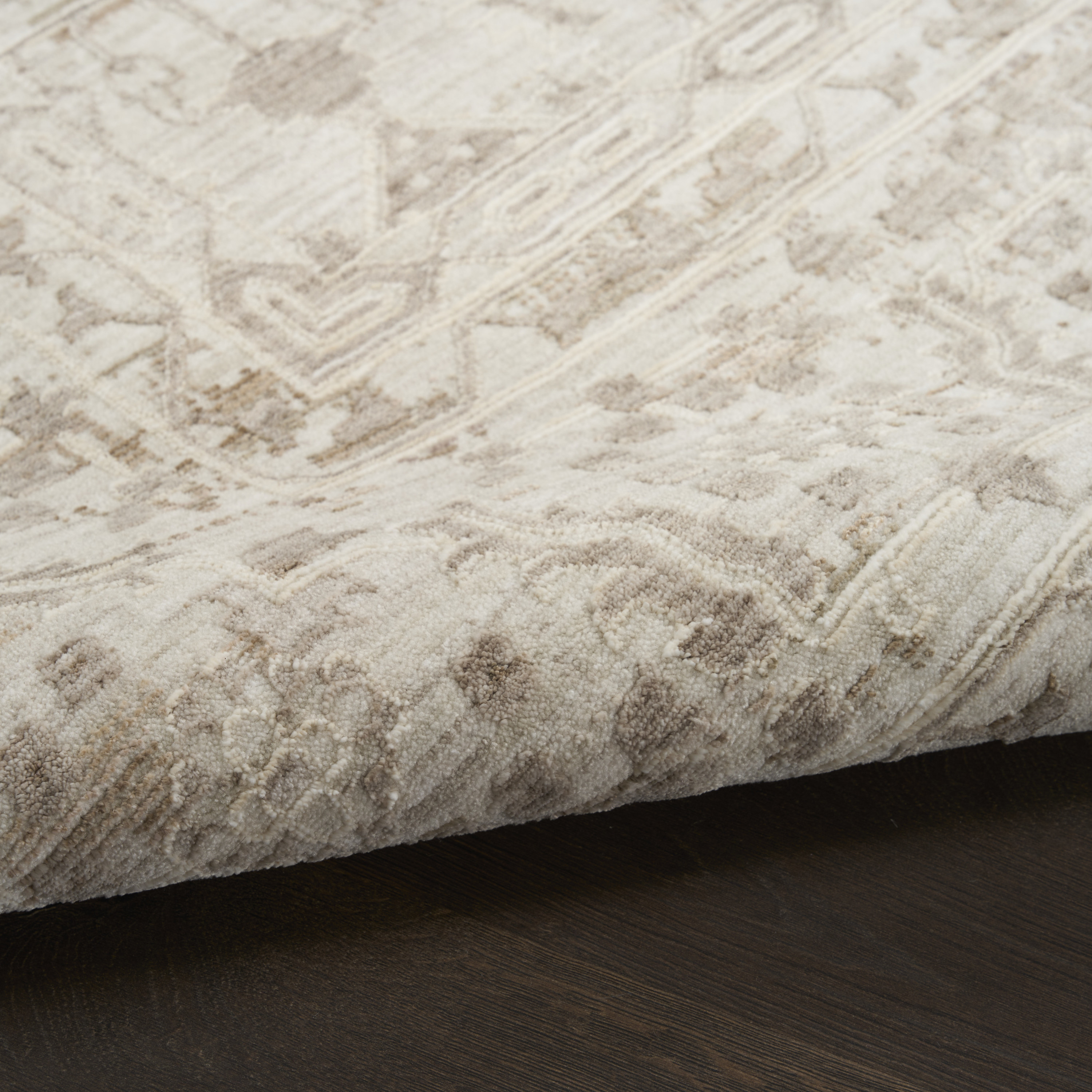 Nourison Shadows 7'10" x 9'10" Ivory Grey Vintage Indoor Rug