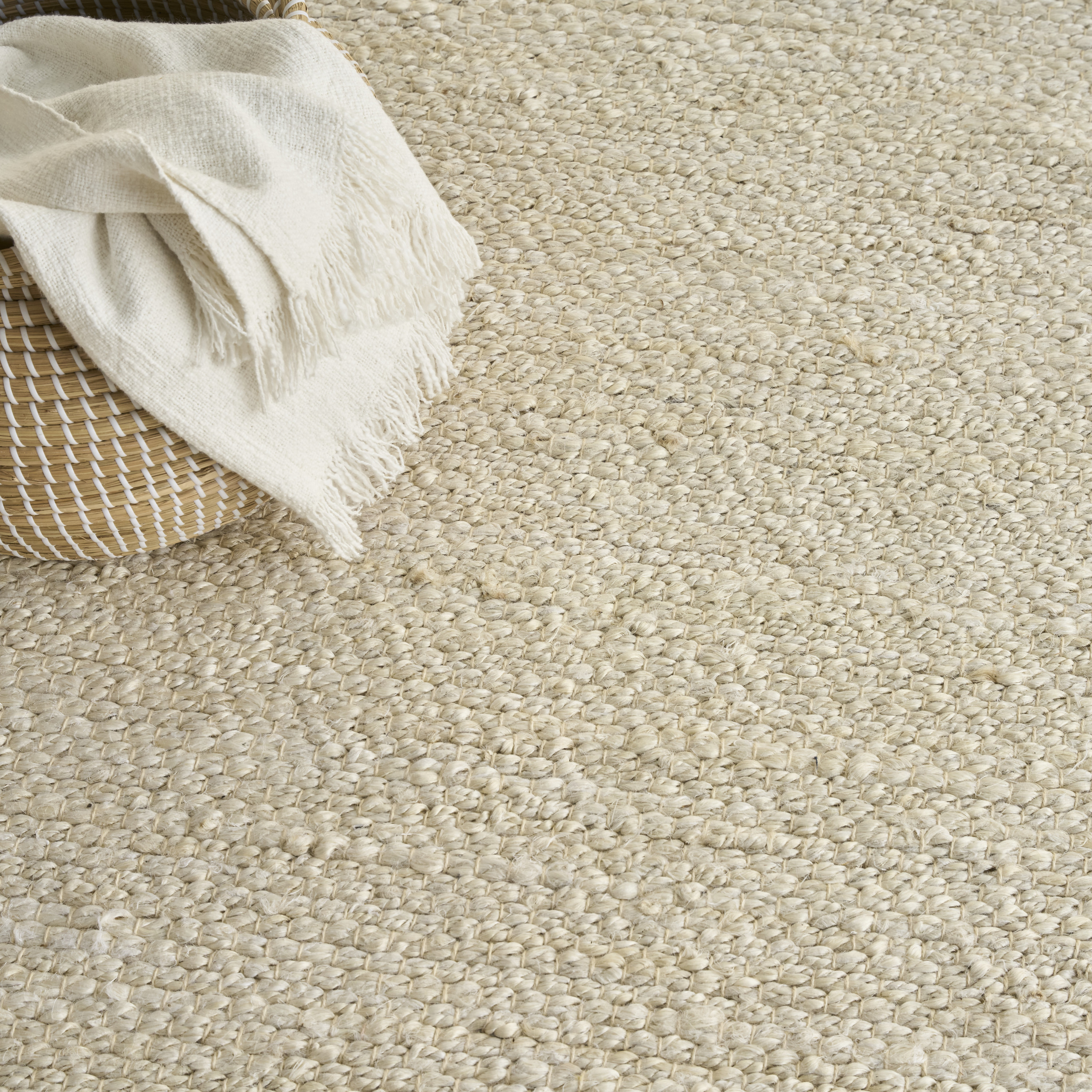 Nourison Natural Jute 4' x 6' Ivory Farmhouse Indoor Rug