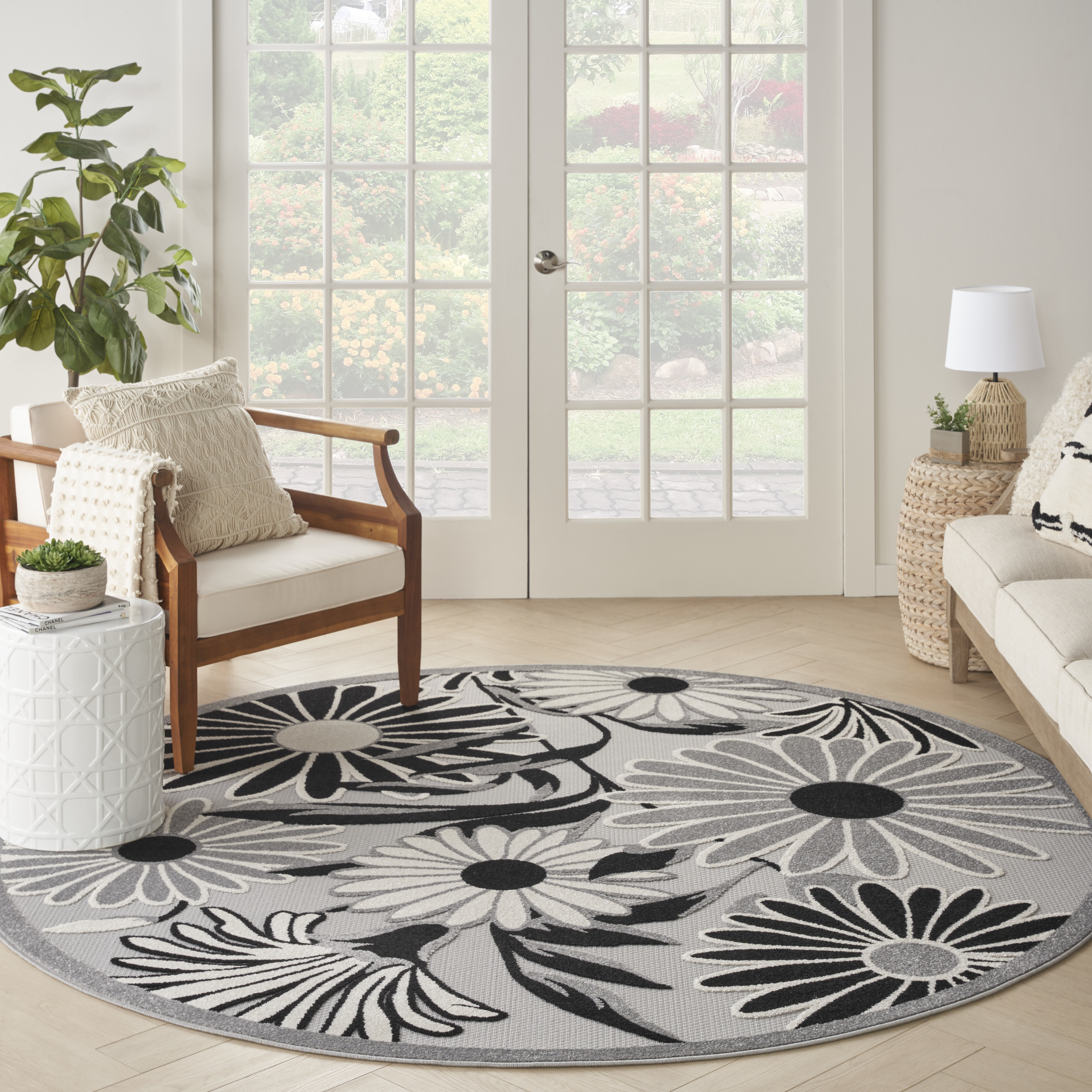 Nourison Aloha 5'3" x Round Black White Contemporary Rug