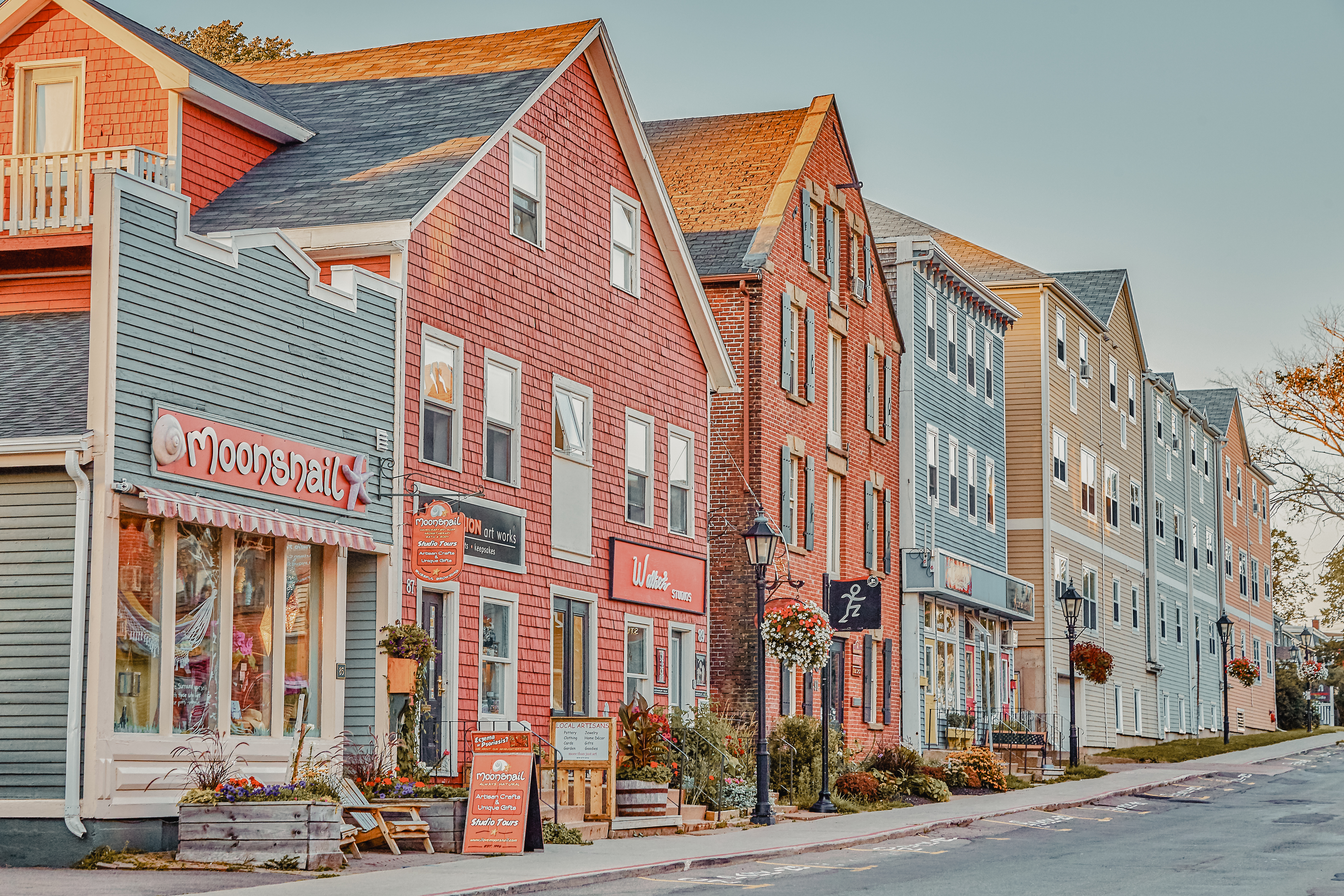 Southampton → New York City (28 nights)