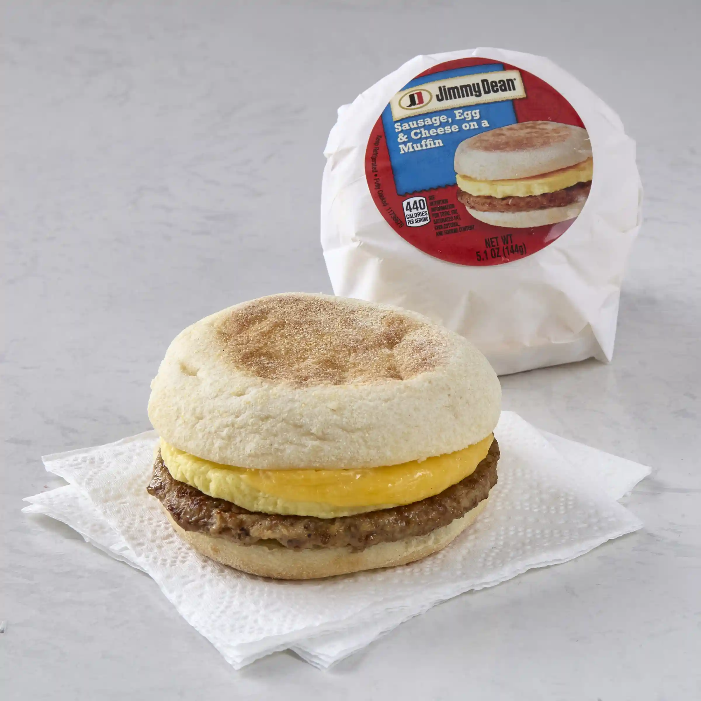 Jimmy Dean® Butcher Wrapped Sausage, Egg and Cheese Muffinhttps://images.salsify.com/image/upload/s--6b1-0pbn--/q_25/tgkit1wxhxsbcaa1pubf.webp