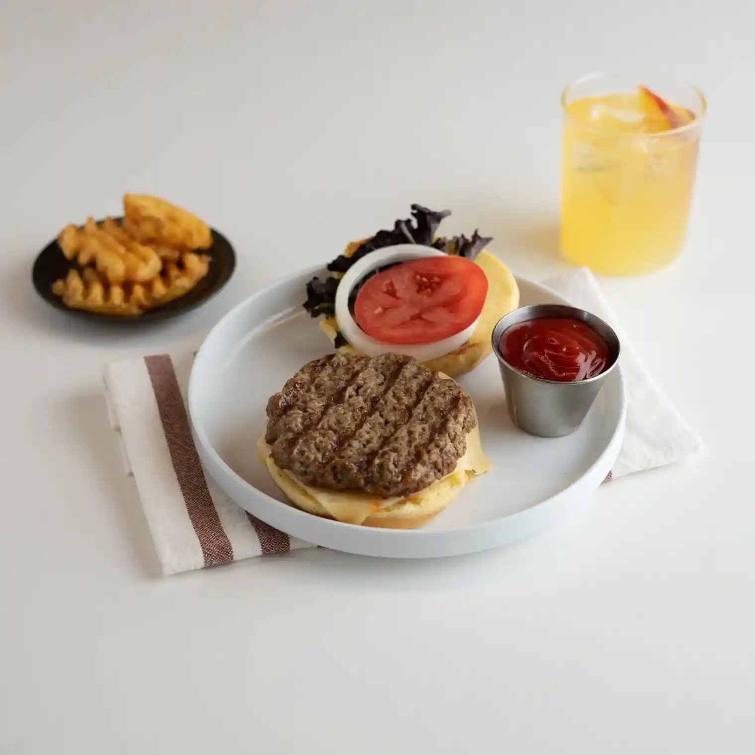 Ball Park® Flame Grilled Beef Burger, 4 oz.. https://images.salsify.com/image/upload/s--AaxgsuAN--/q_25/poyryzygu6q277ptyamj.webp