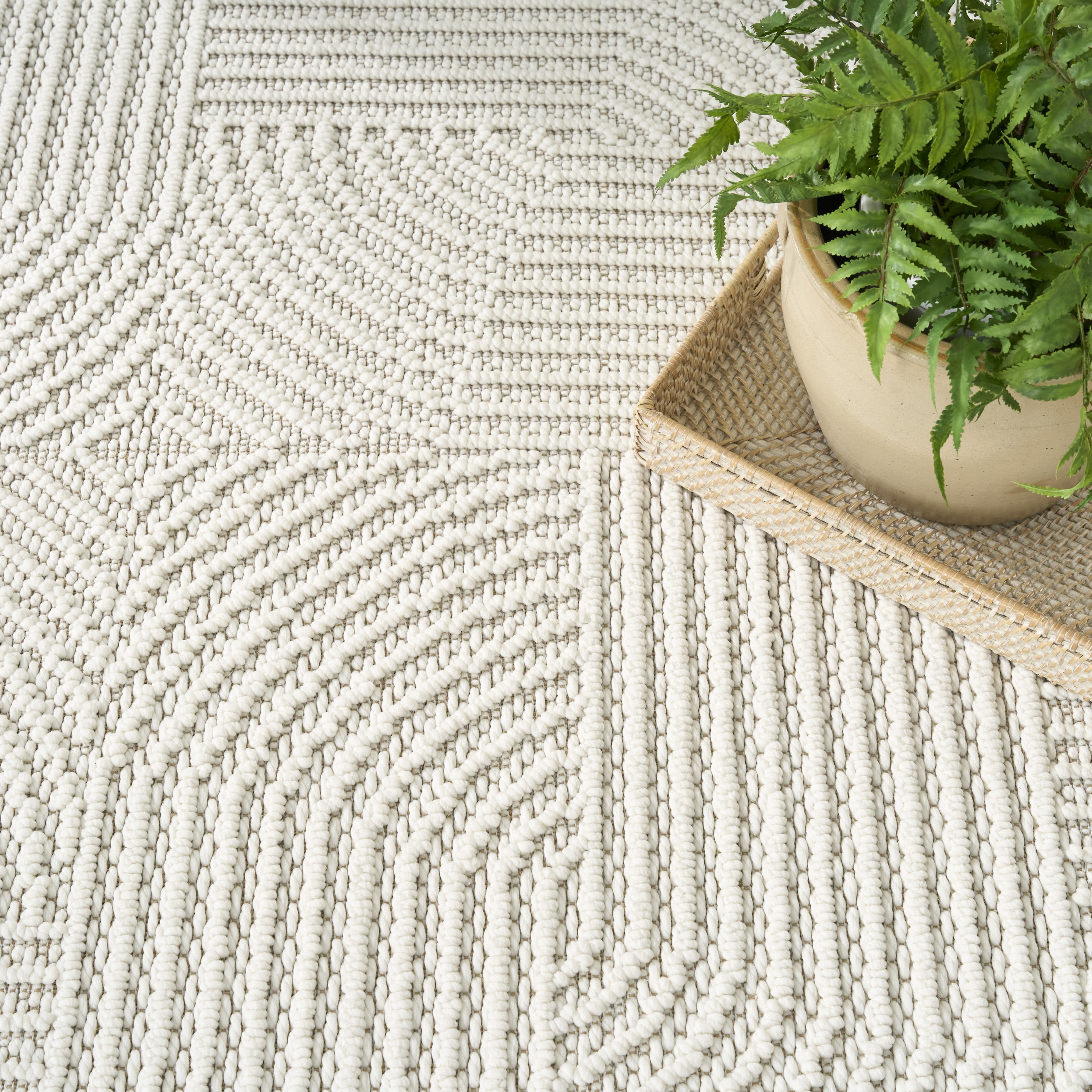 Nourison Natural Texture 7'10" x 9'10" Ivory Modern Indoor Rug