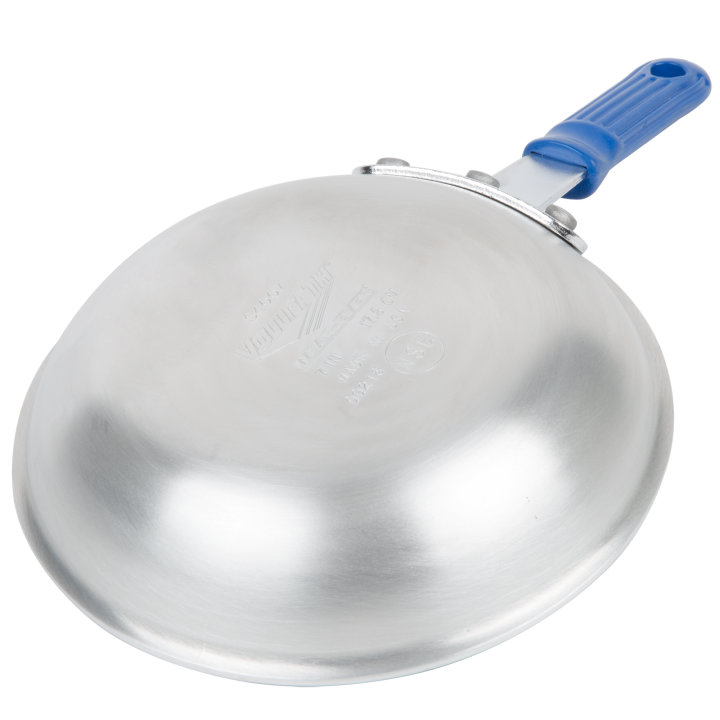7-inch Wear-Ever® fry pan with PowerCoat2™ nonstick coating and Cool Handle® silicone handle