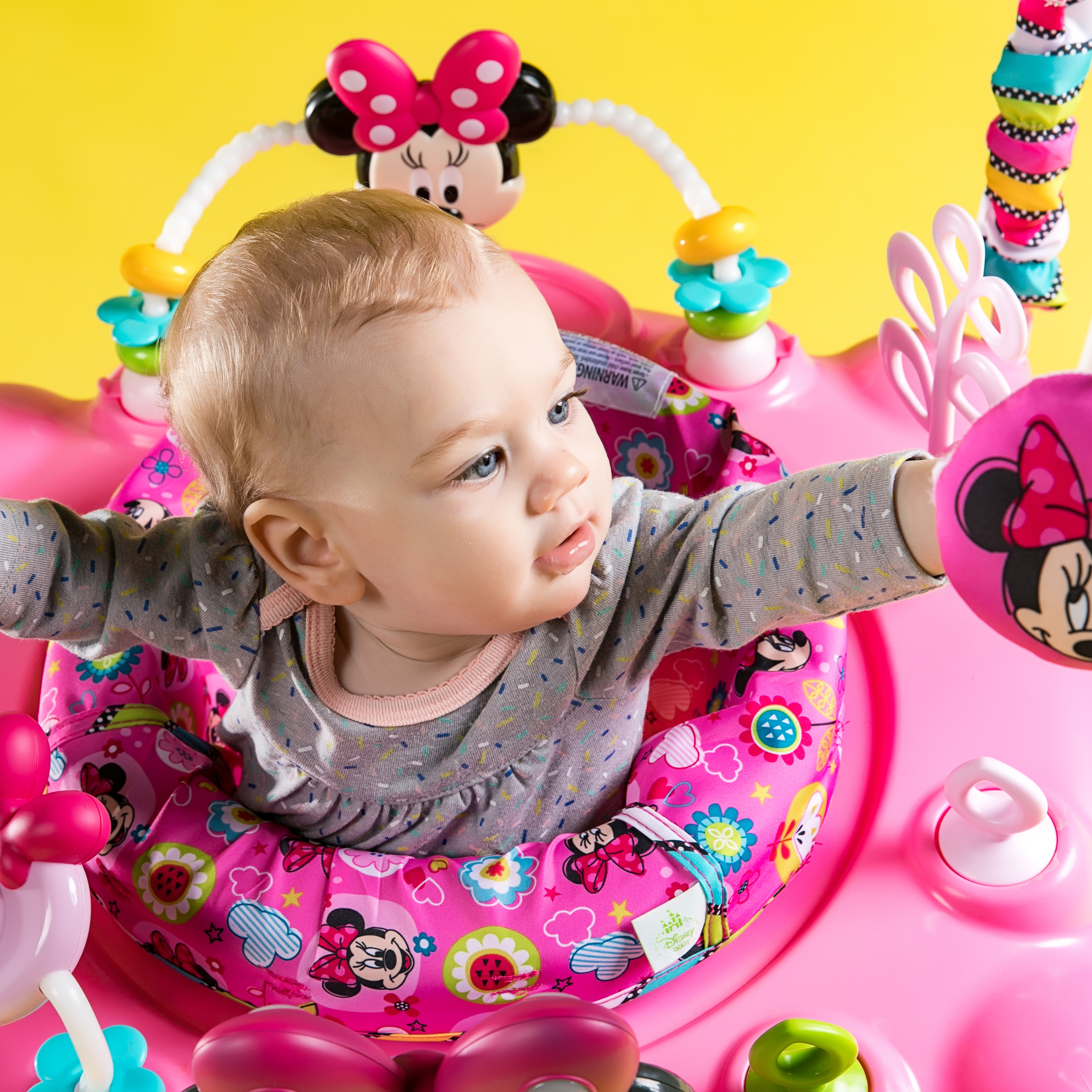 MINNIE MOUSE PeekABoo Activity Jumper™