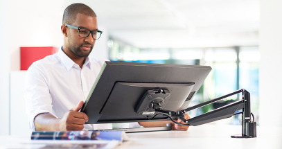 Find your perfect view effortlessly with flexible joints and gas spring support.