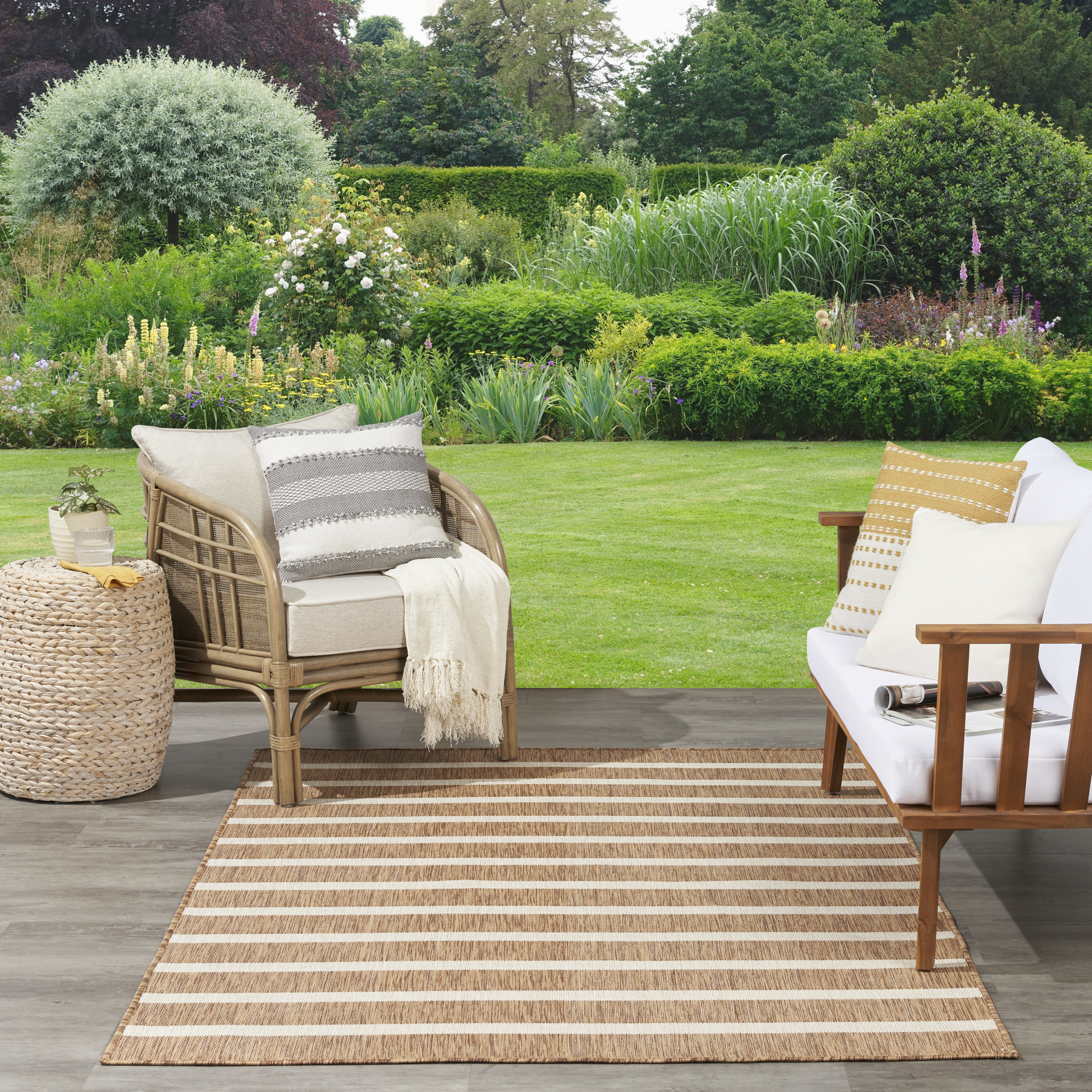 Nourison Positano 4' x 6' Jute Ivory Modern Rug