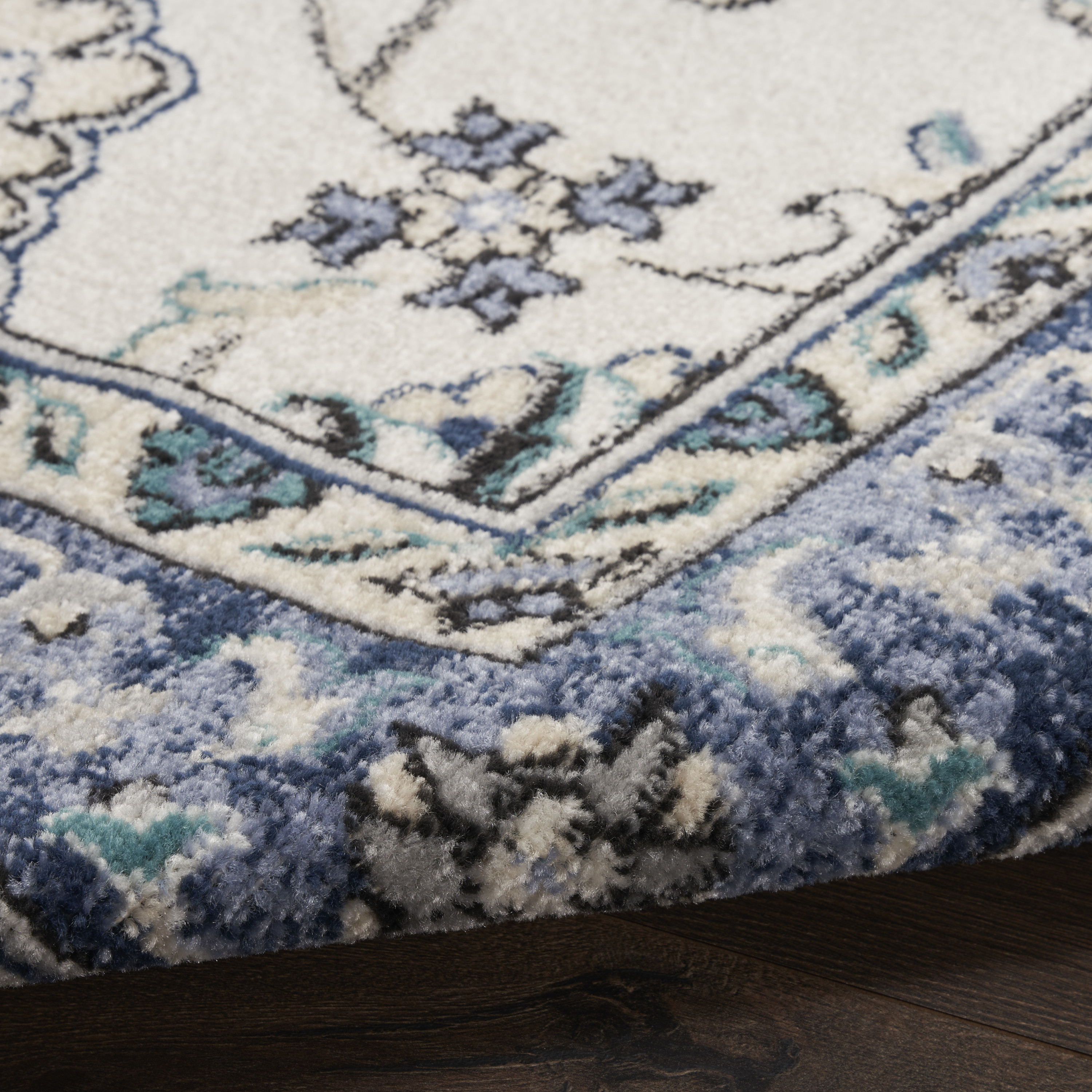 Nourison Nourison Essentials 7' x 10' Ivory Blue Vintage Rug
