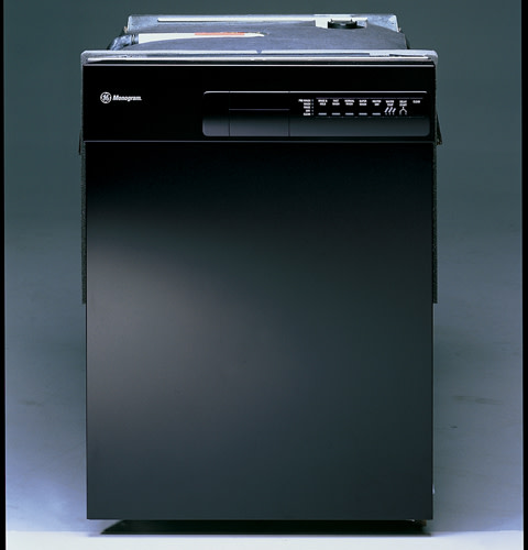 GE Monogram® Built-In Dishwasher 1/4