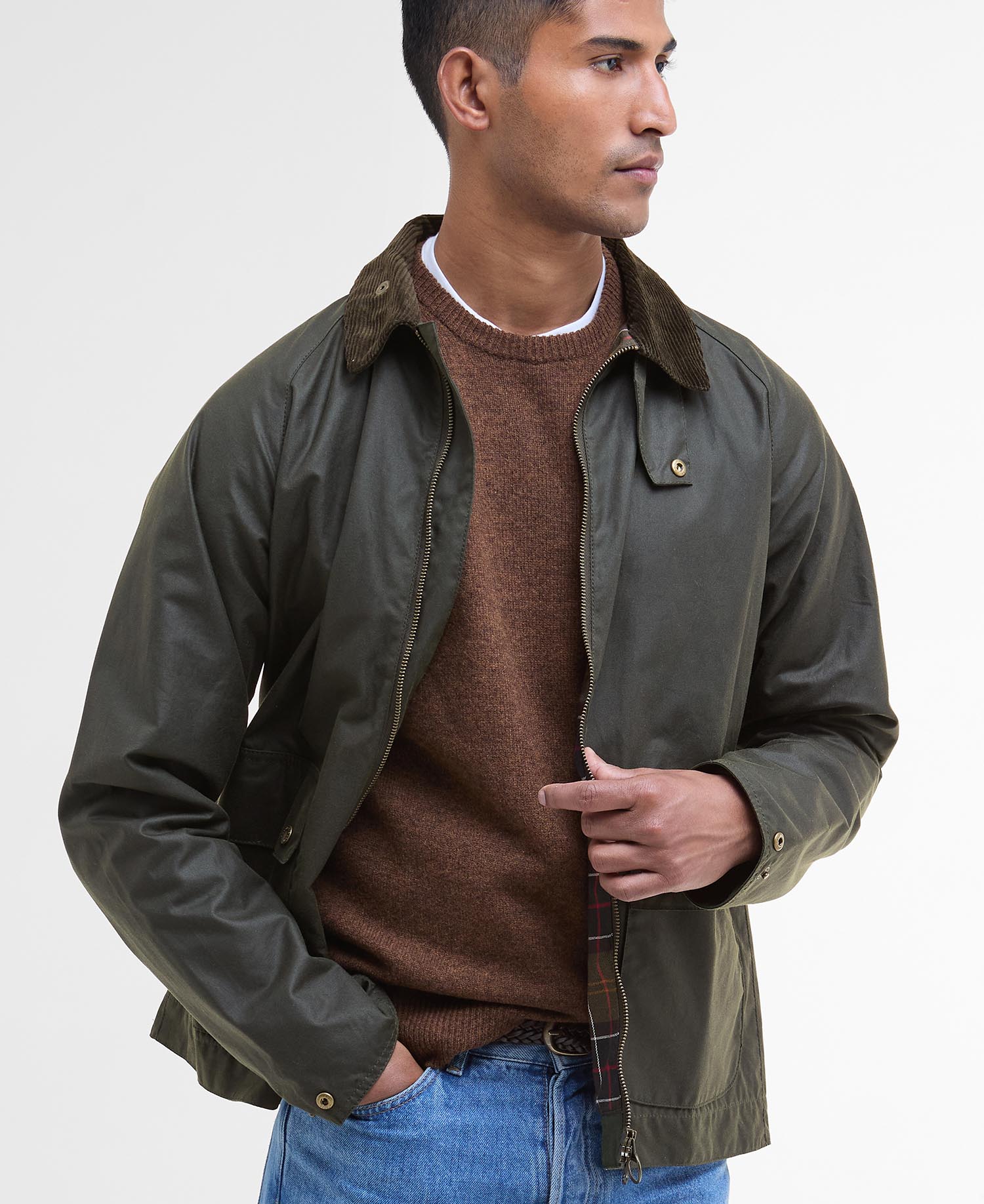Bedale Short Waxed Jacket image number 3