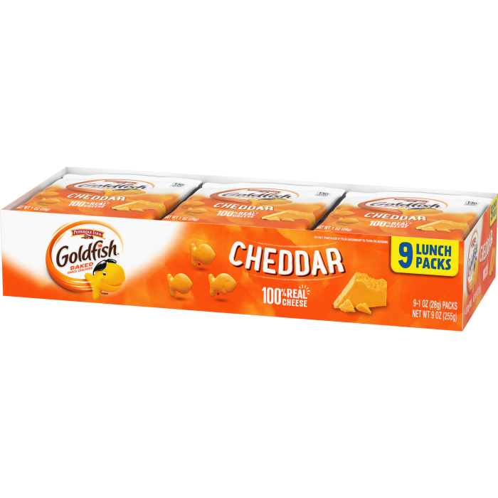 Goldfish® Cheddar Cheese Crackers, 9 count box, 1 oz, bag - Right Angle Image