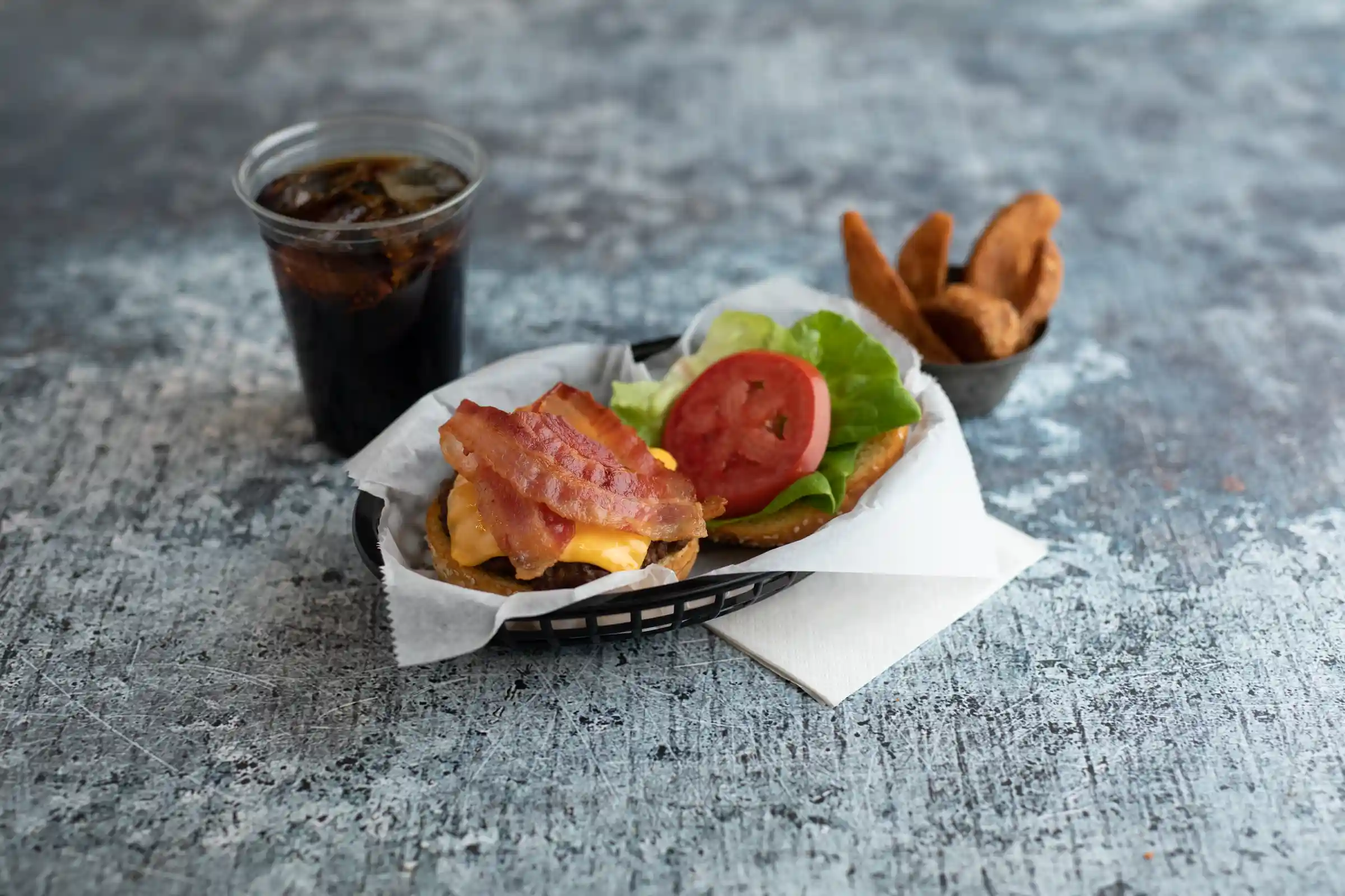 Jimmy Dean® Fully Cooked Hickory Smoked Thin Bacon Slices_image_1