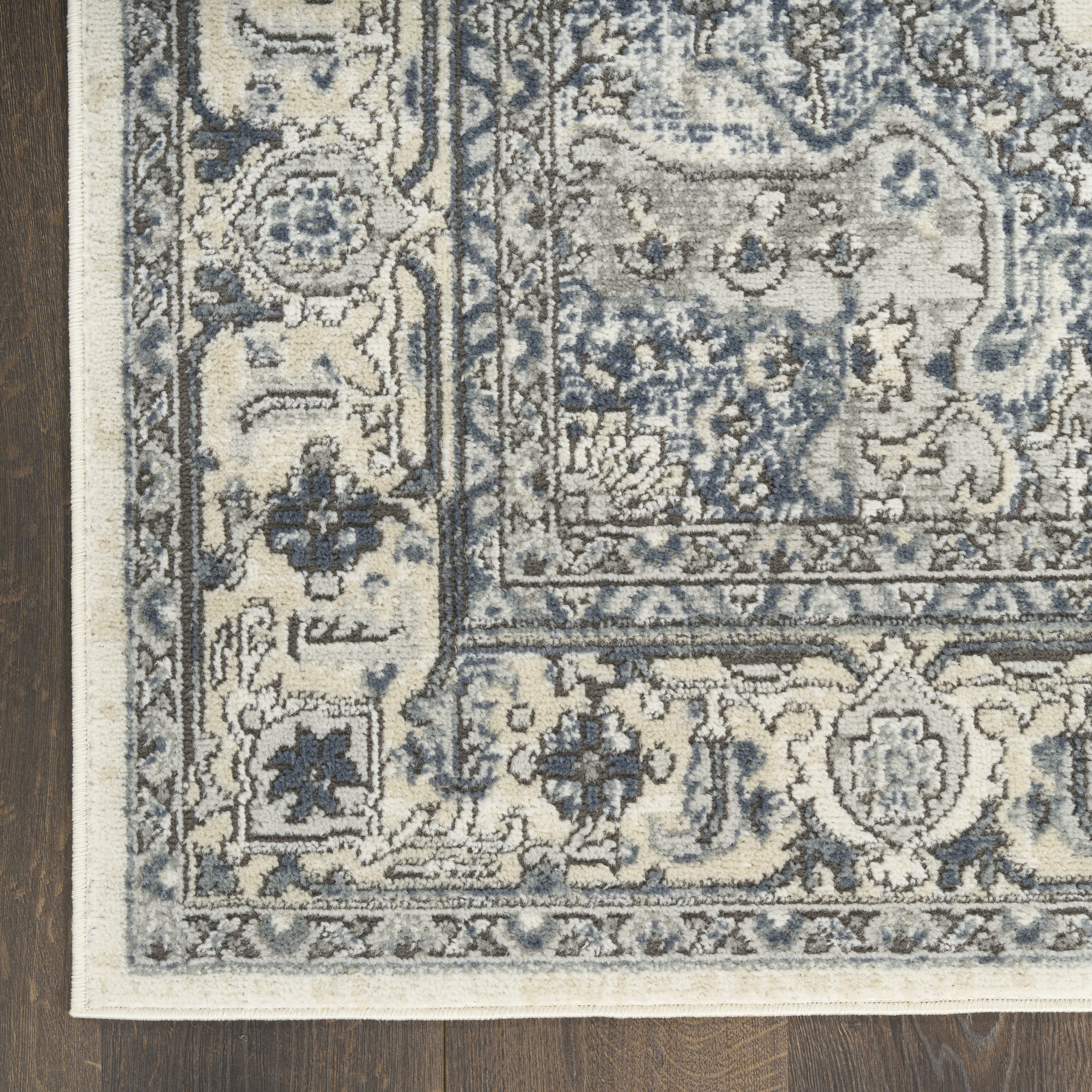 Nourison Quarry 6' x 9' Ivory Navy Vintage Indoor Rug