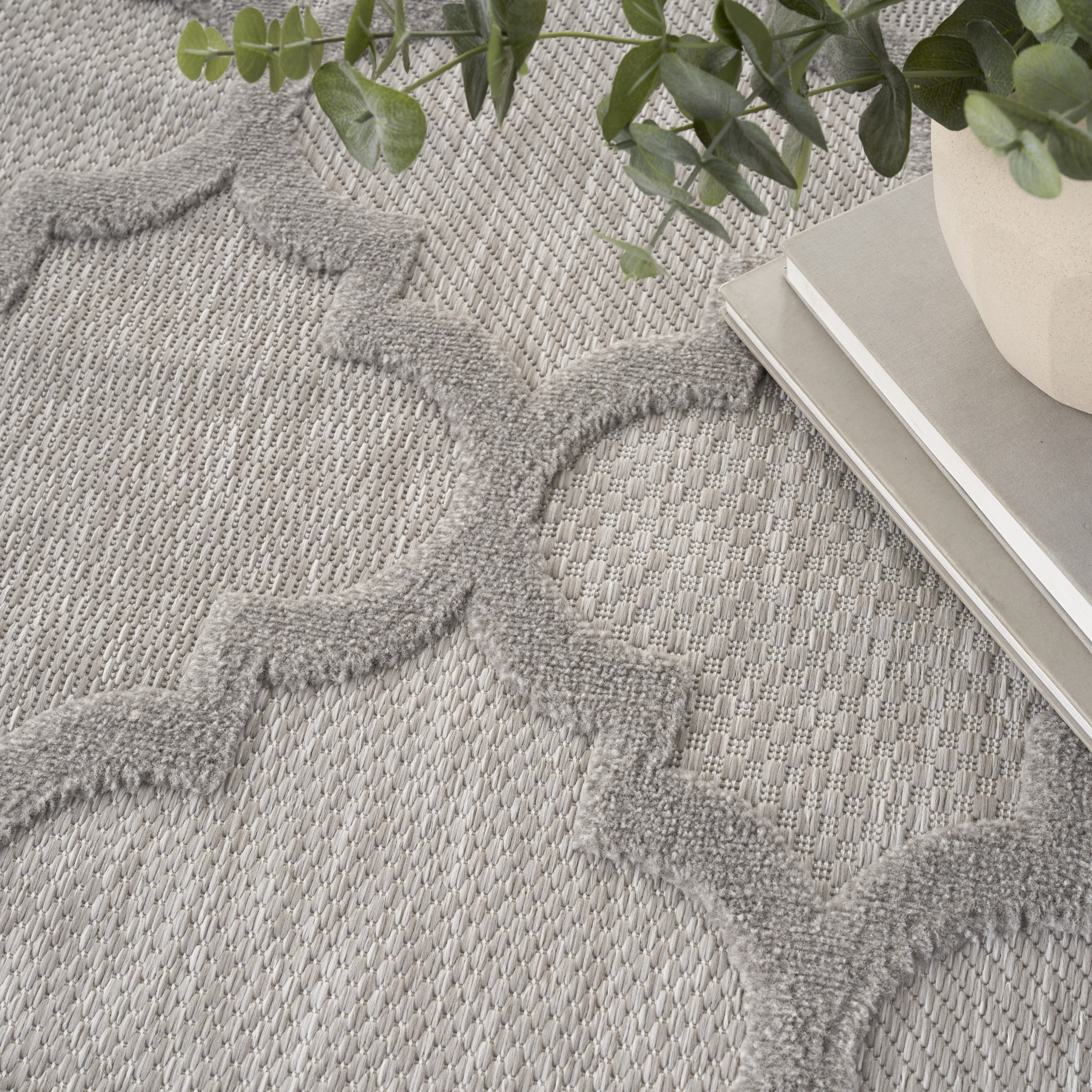 Nourison Easy Care 5' x 7' Silver Grey Modern Rug