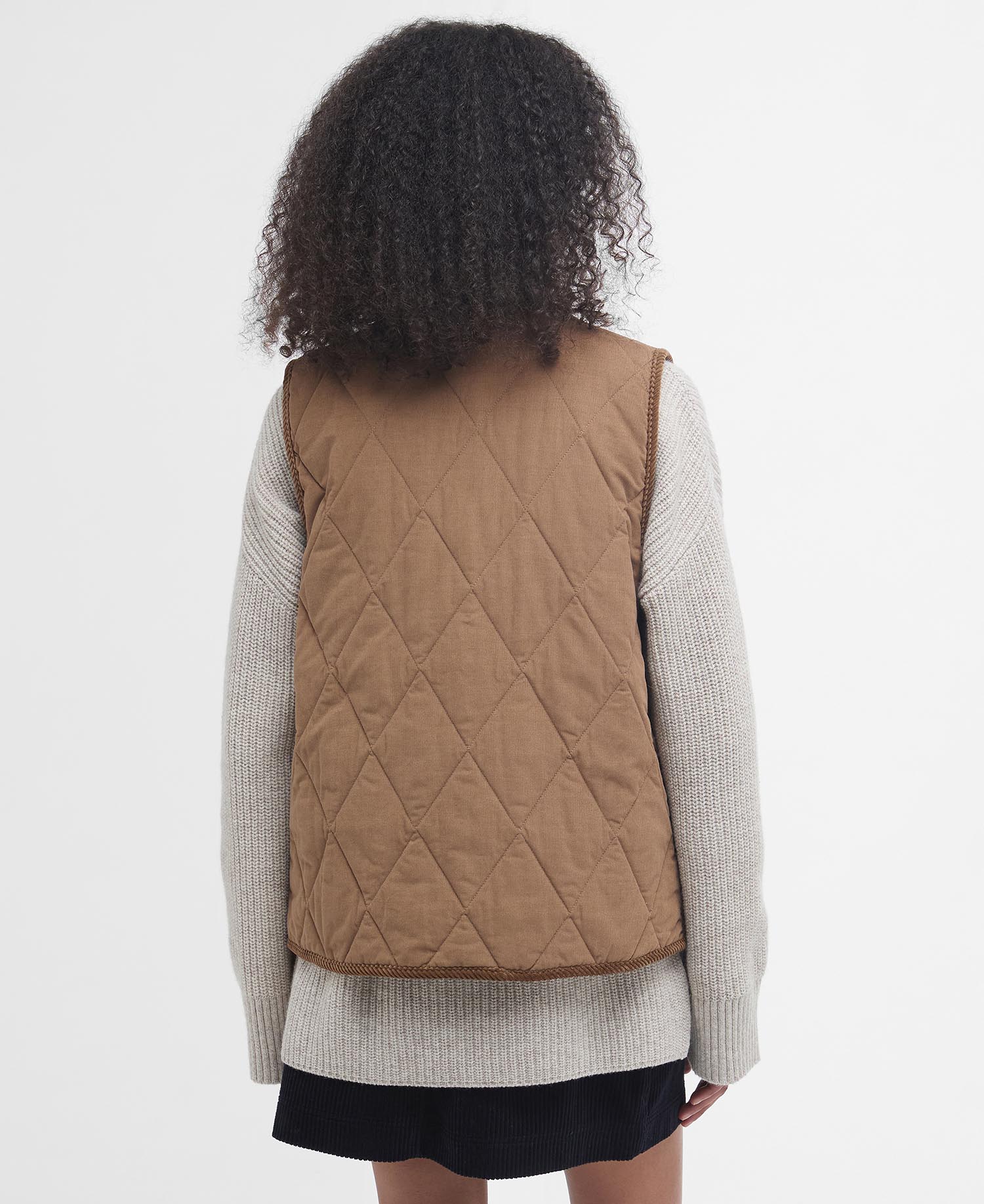 Cecily Gilet image number 2