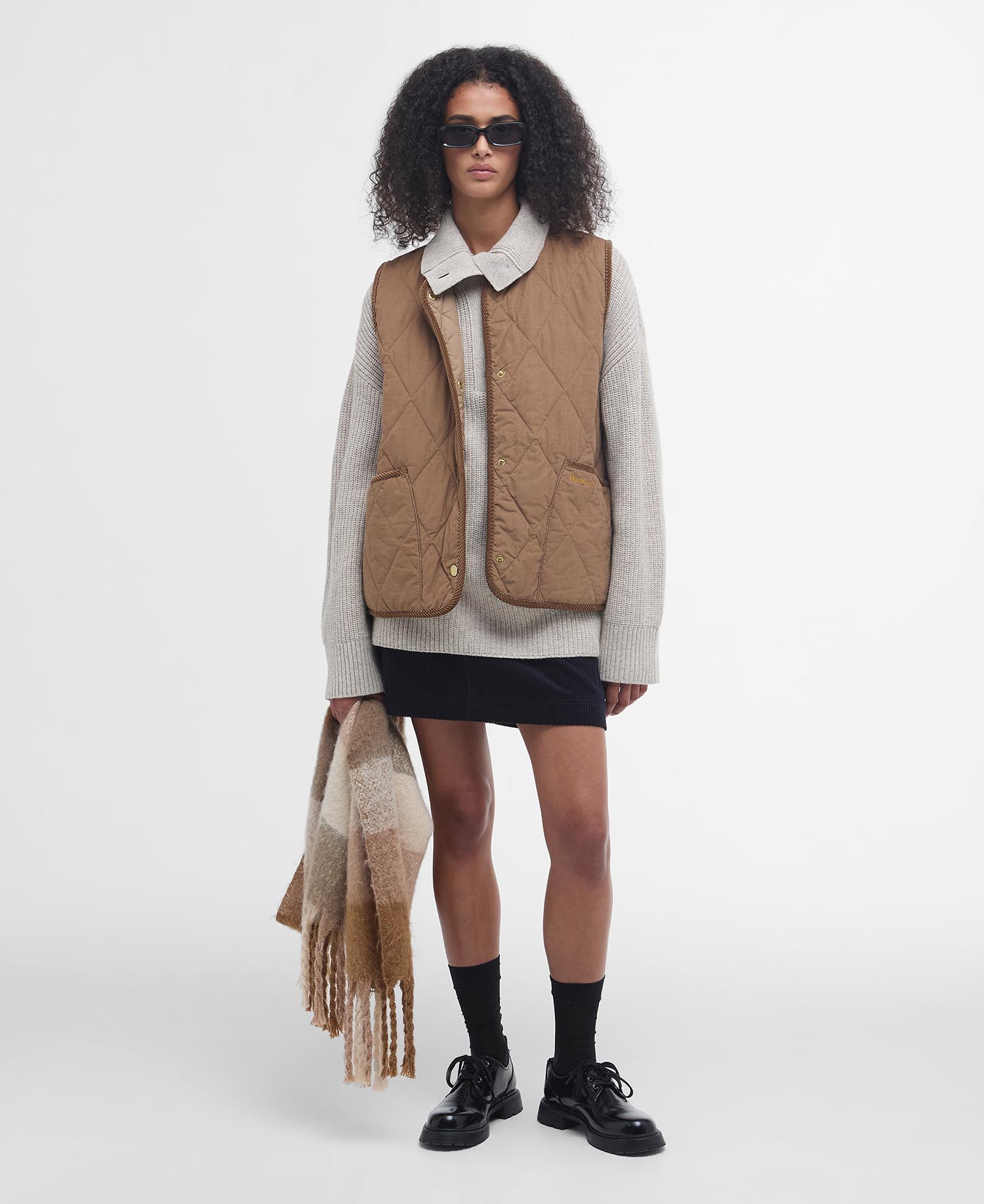 Cecily Gilet image number 1