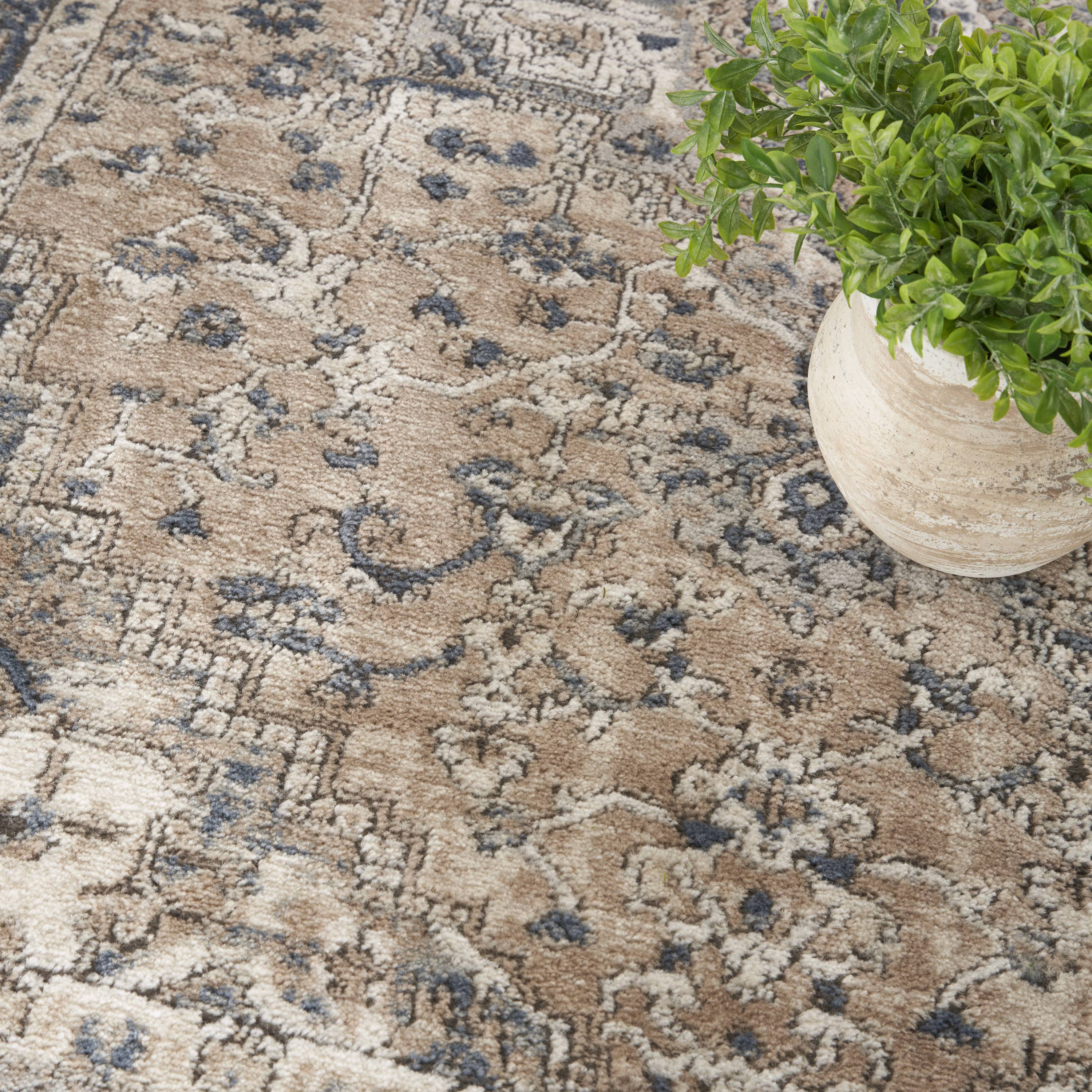 Nourison Quarry 5'3" x 7'3" Beige Grey Farmhouse Indoor Rug