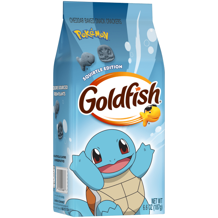 Goldfish® Pokémon Squirtle Cheddar Cheese Baked Snack Crackers, 6.6 oz, bag - Left Angle Image