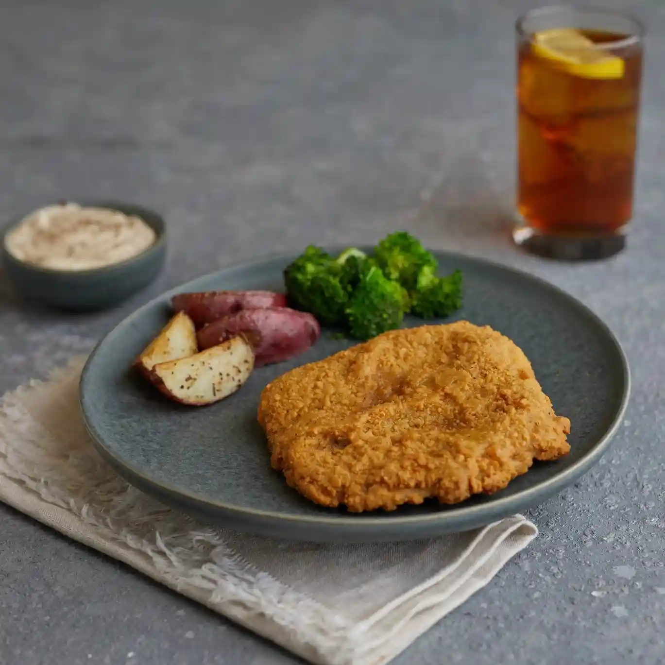 CAB® Brand Certified Angus Beef® Country Fried Steak, 4 oz https://images.salsify.com/image/upload/s--i6mLfNMR--/q_25/dcipriycgbummbty9fax.webp