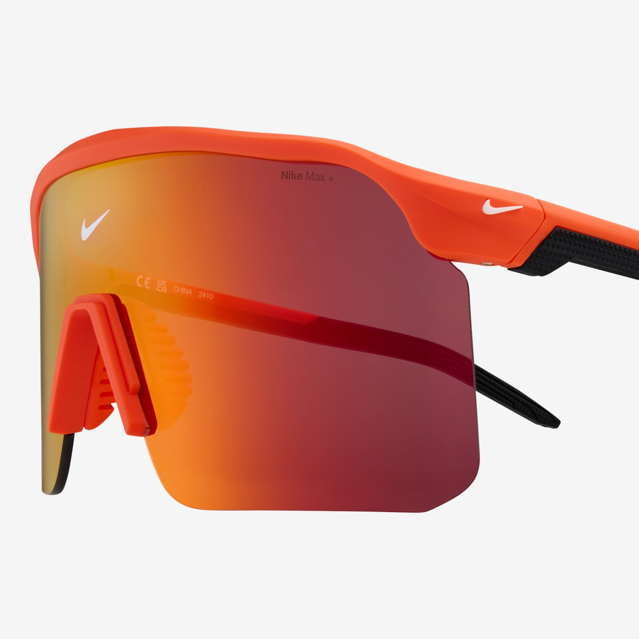 Nike Expedition Shield Team Mirrored Style Image