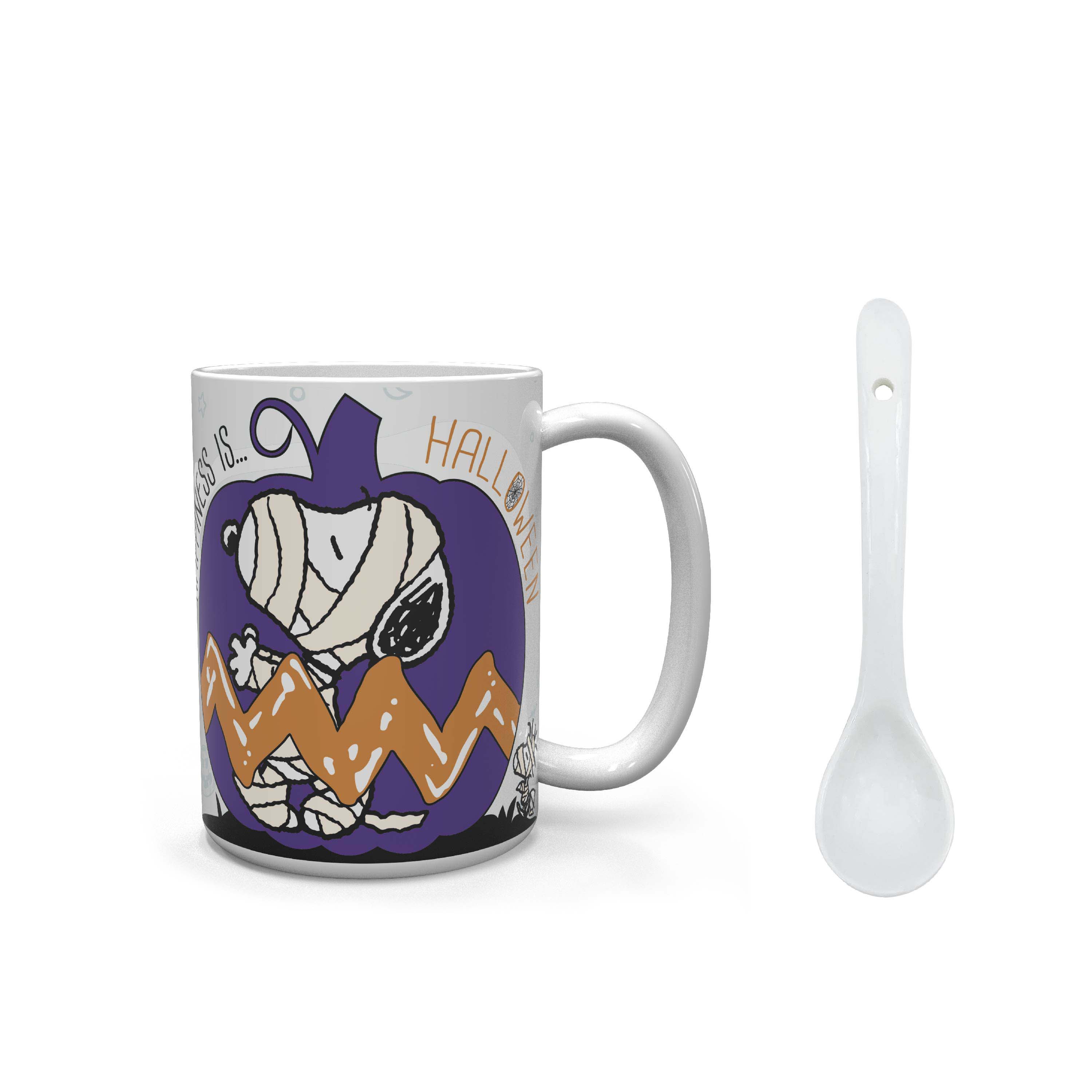 Peanuts 15 ounce Coffee Mug and Spoon, The Great Pumpkin slideshow image 10