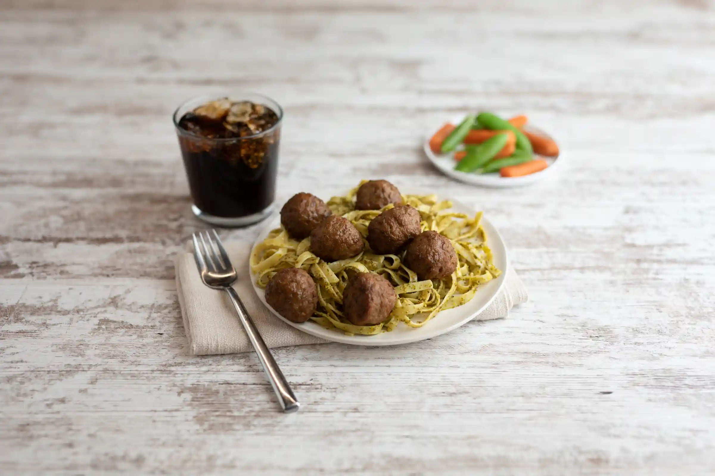Tyson® Fully Cooked Oven Roasted Pork and Beef Italian Style Meatballs, .5 ozhttps://images.salsify.com/image/upload/s--o9RMKOXx--/q_25/lanxmxh9lczu3t3739u0.webp