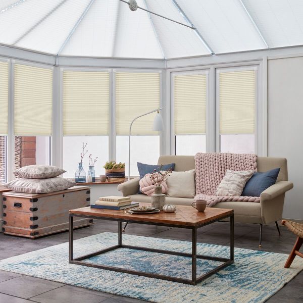 Malbec Cream Pleated Blind