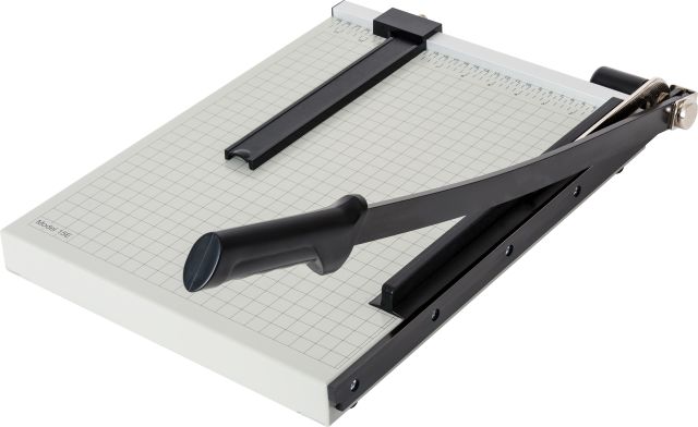 Dahle Vantage® Guillotines are accurate and sturdy, ideal for everyday trimming tasks and creative projects.